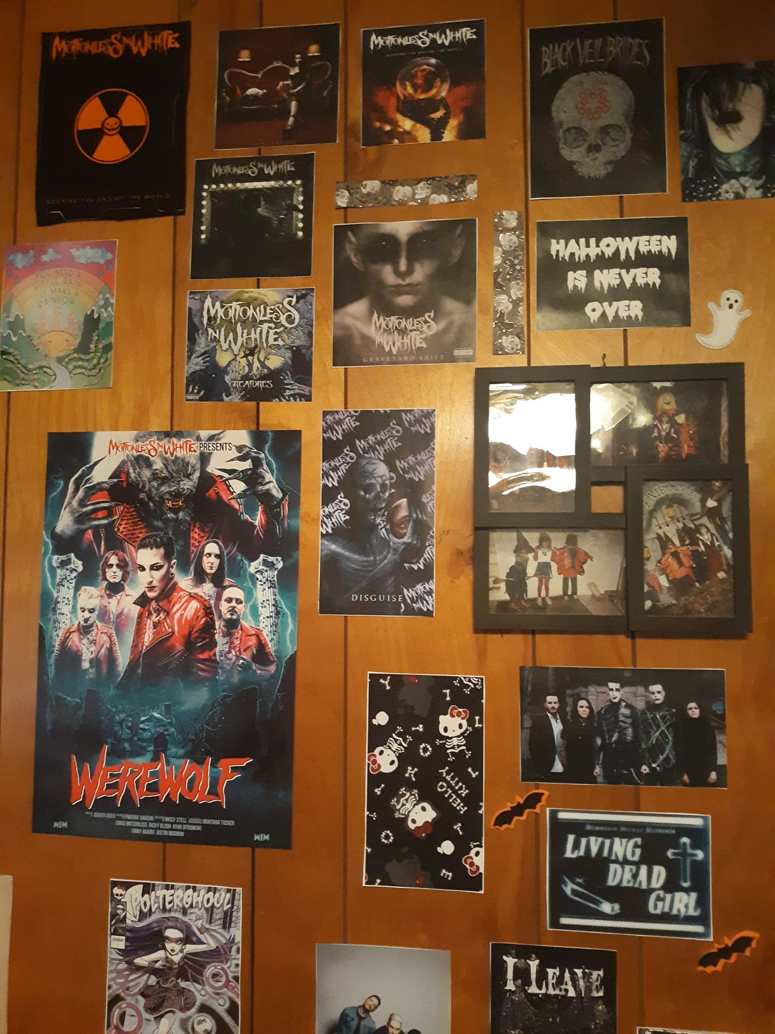 Miw wall decoration ideas with werewolf posters