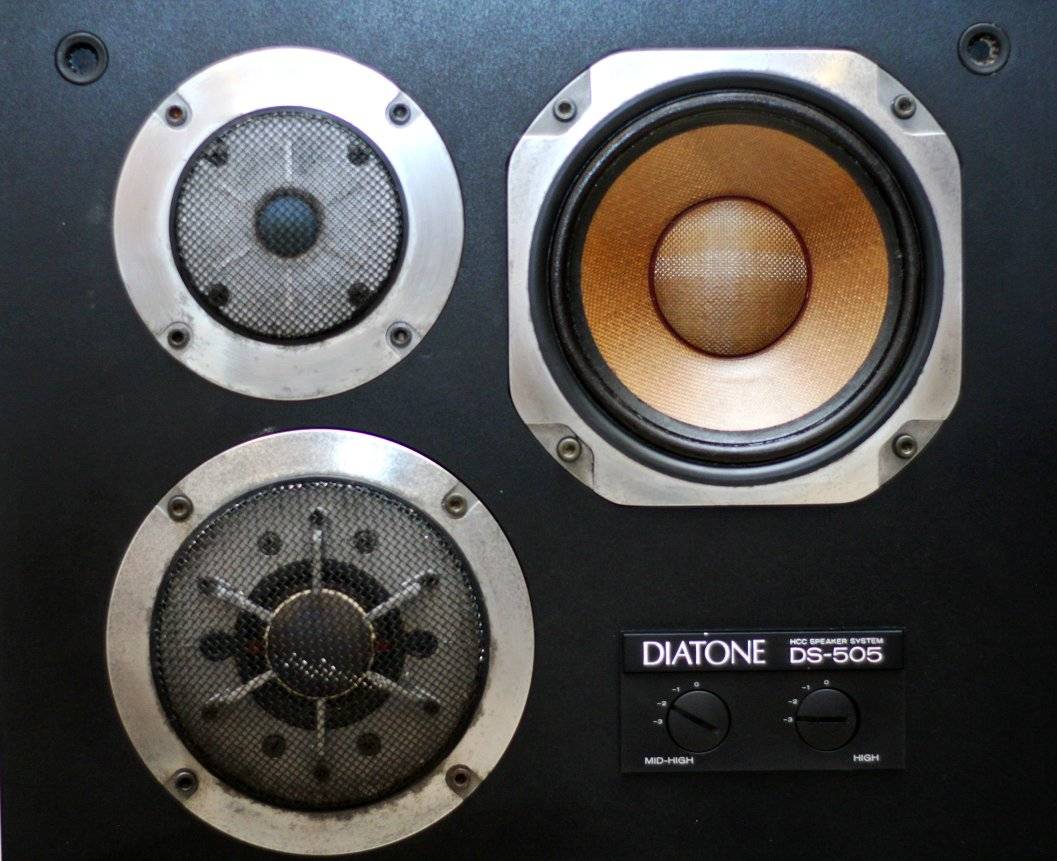 Diatone DS 505 12 inch 4way speaker for sale