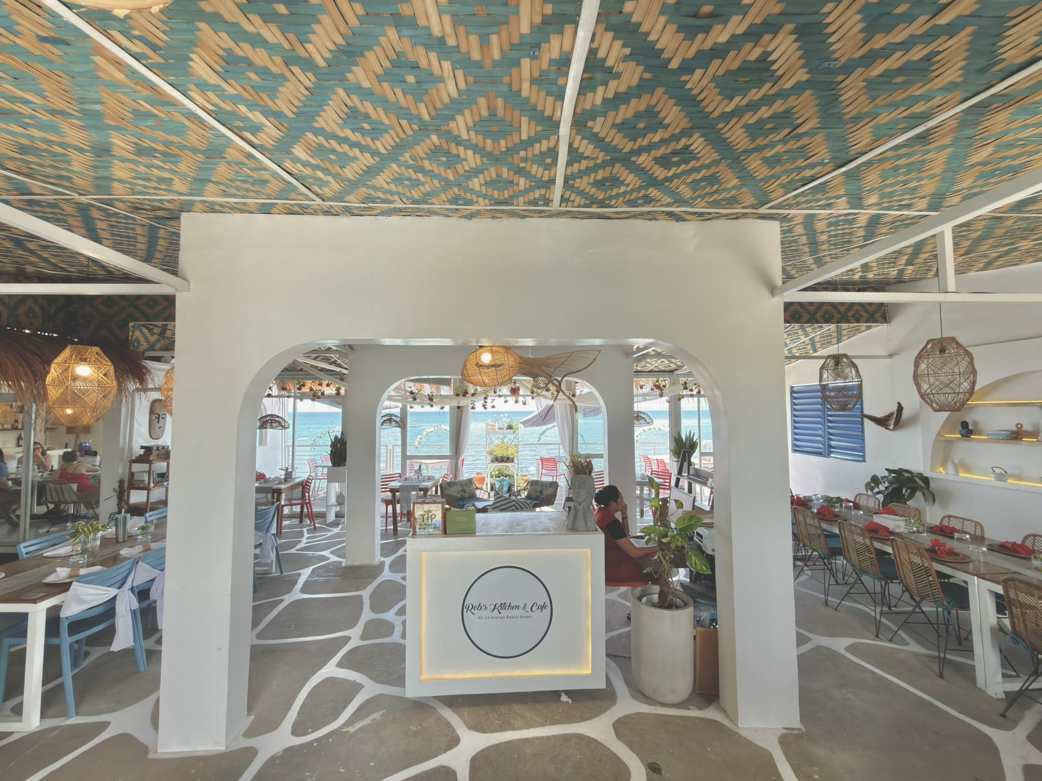 Rob’s Kitchen & Cafe by La Evangs Beach Resort