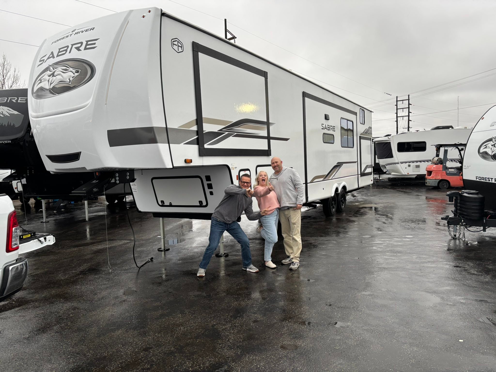 Liberty RV - WELCOME TO THE LIBERTY RV FAMILY! 🎉🏕️ Big... | Facebook