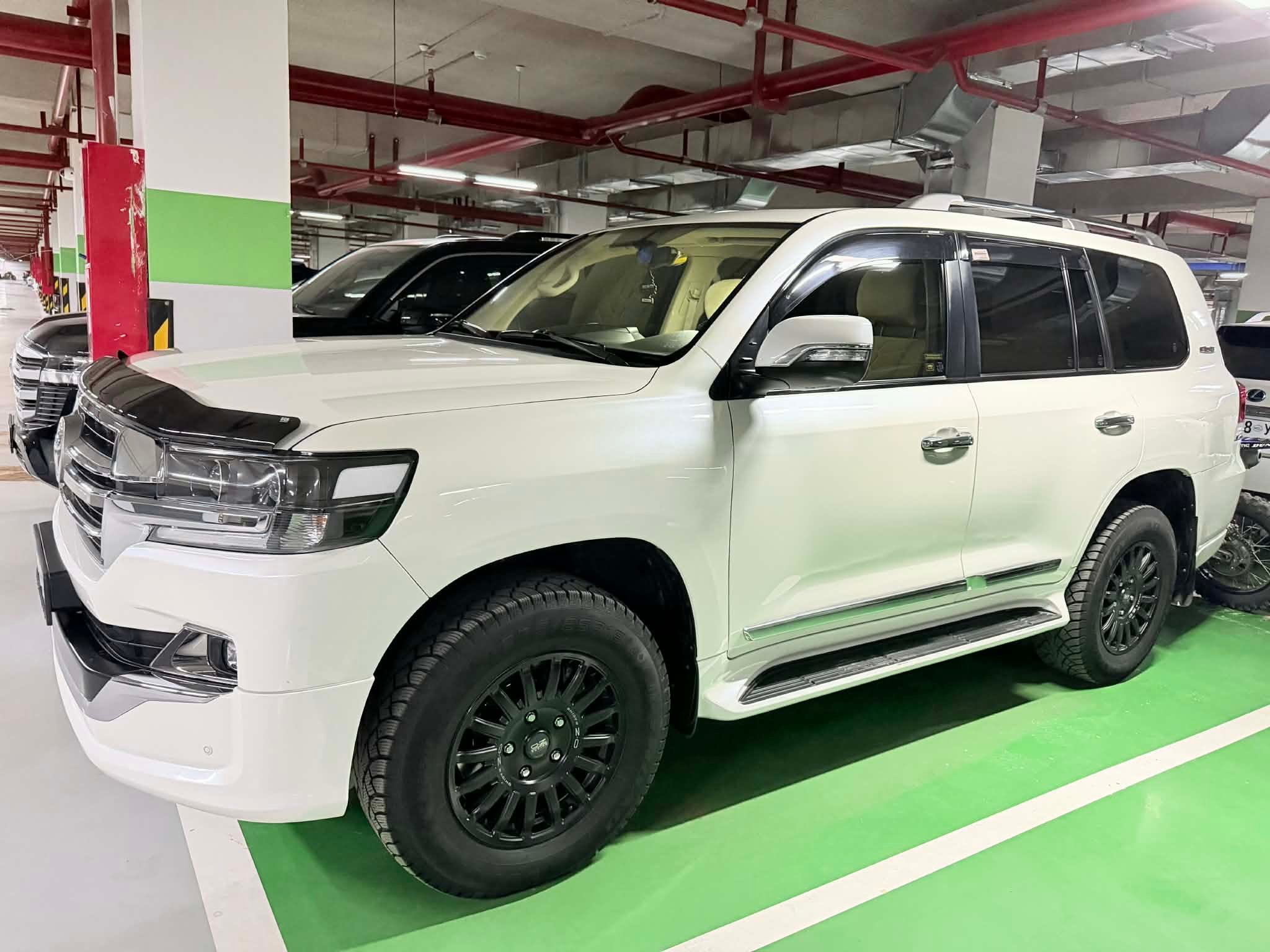 19/19 Toyota Munkhada Urban 99144057 CEEE ព 재 L E NF नत