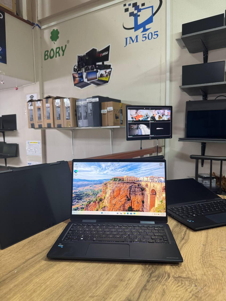 2nd Hand] Toshiba Dynabook X30‑K X360 — Core i7‑12th Gen / 16GB