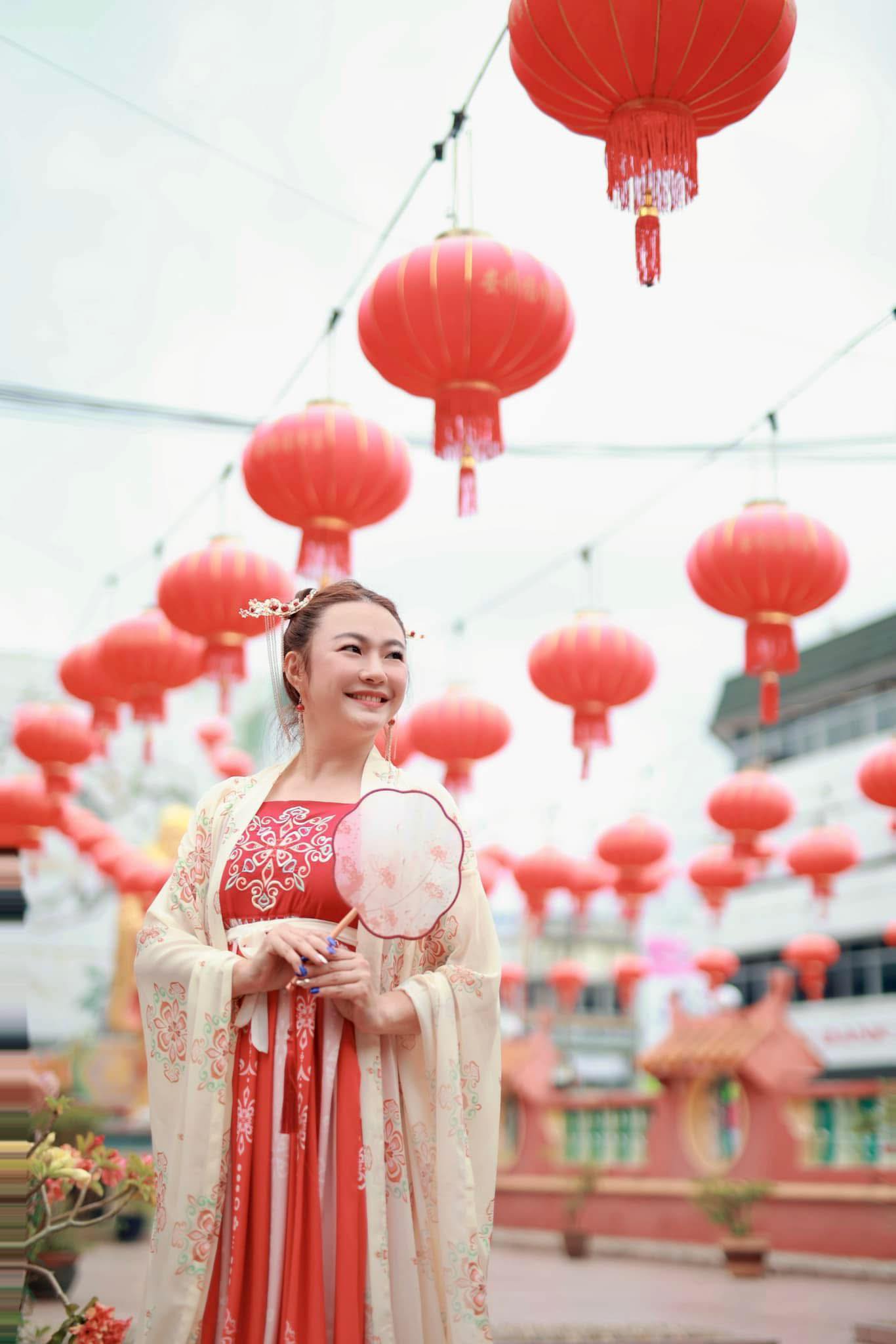 Elva Wei 邱师母 - 成功不是比別人更有钱更有名， 而是你知道自己要怎么活， 並朝着这个方向努力。... | Facebook