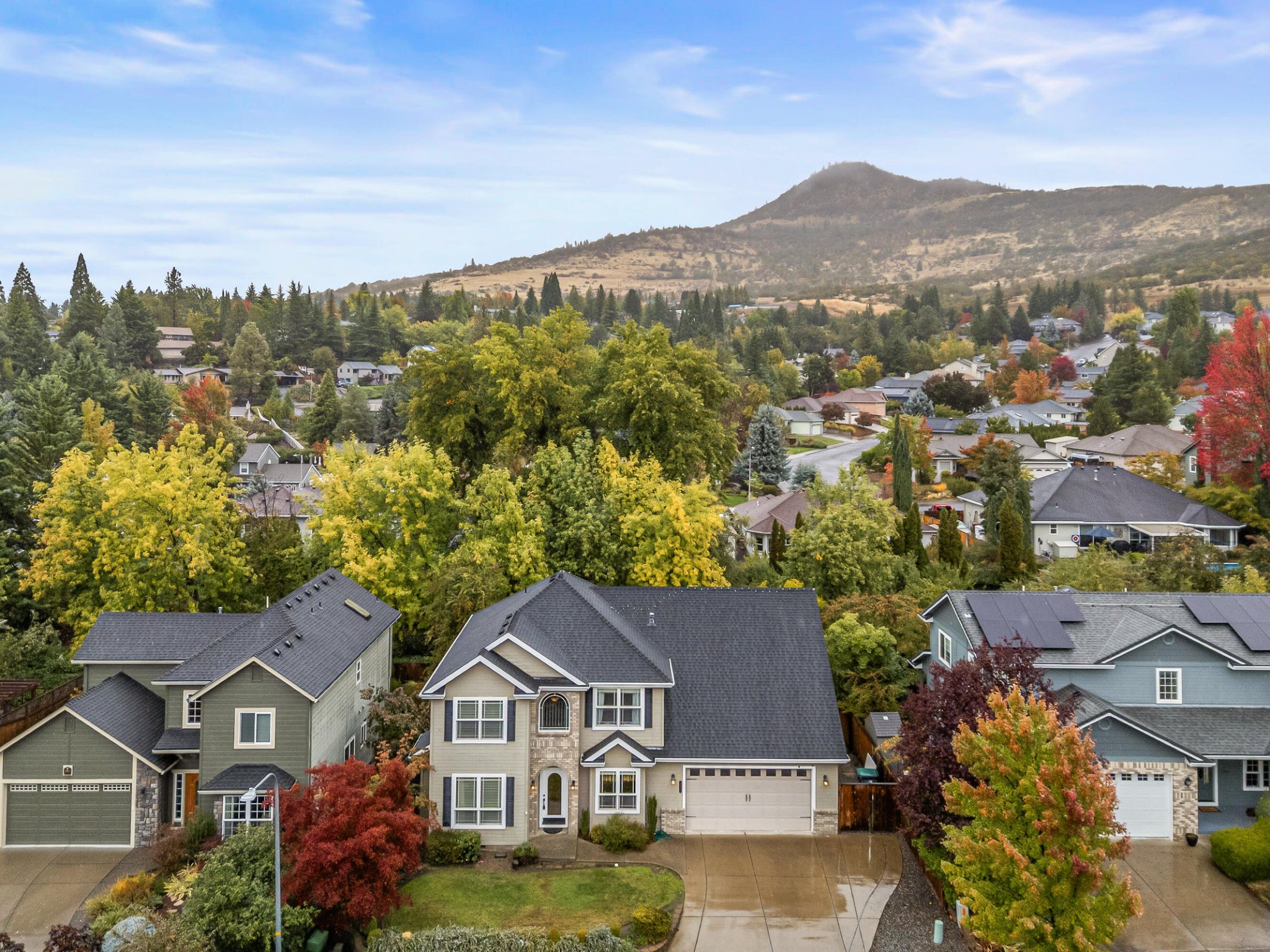 3 Beds 2.5 Baths - House - Property Rentals - Medford, Oregon ...