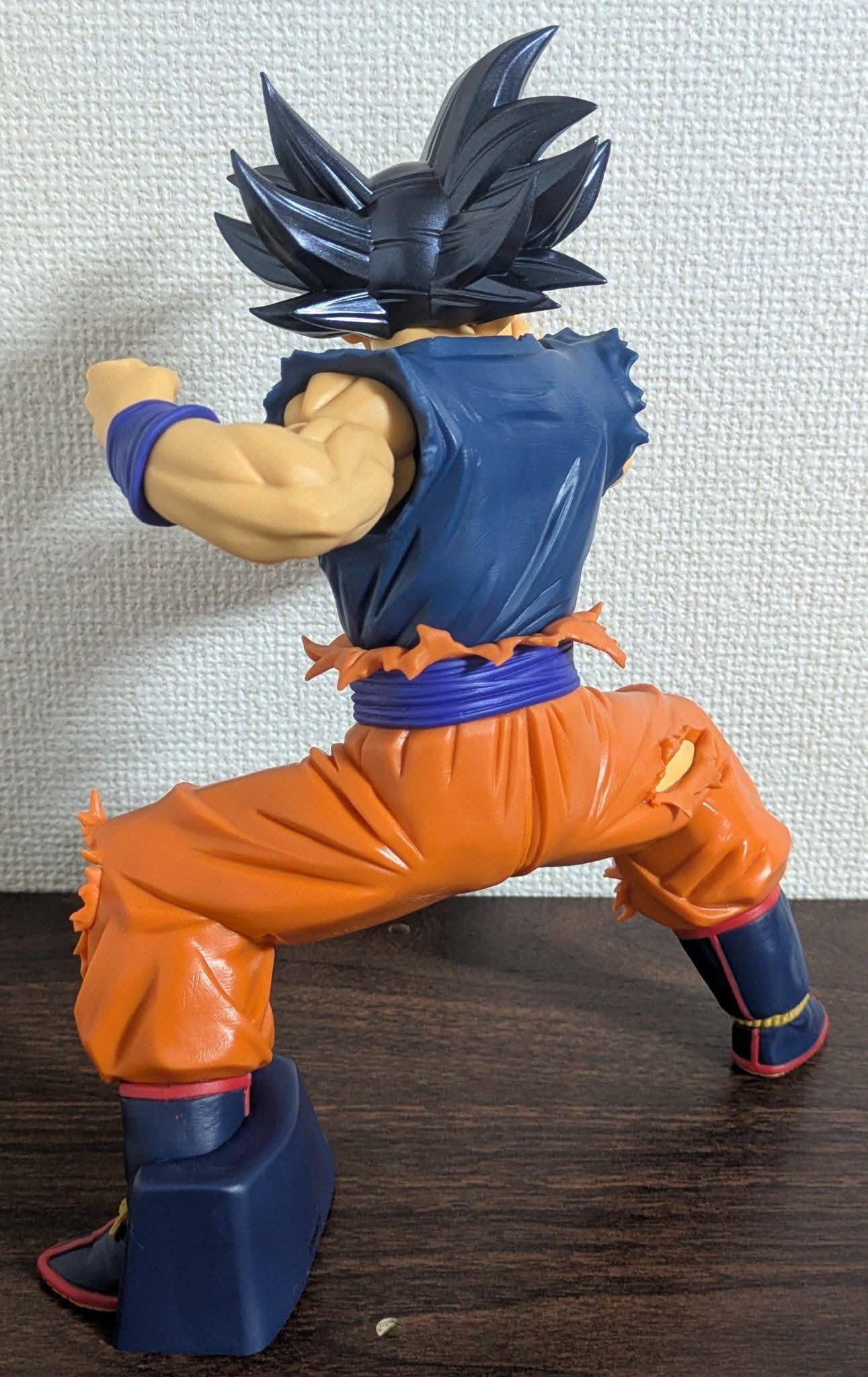 Grandista Son Goku III *photos not mine