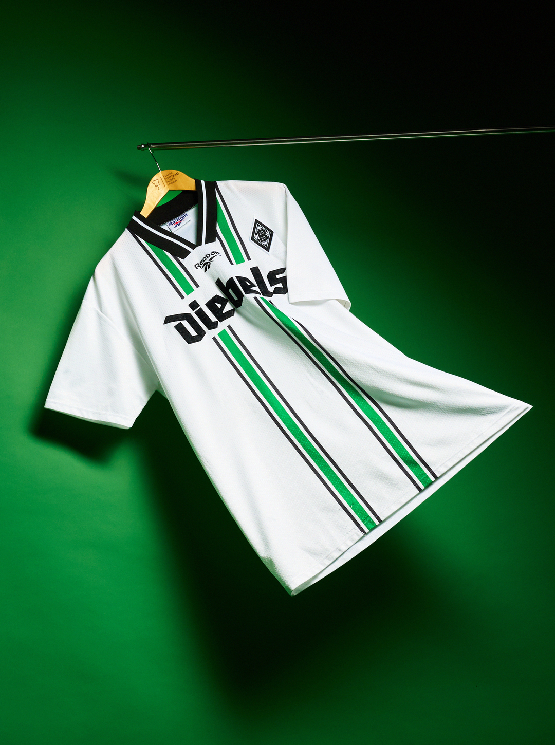 Borussia Mönchengladbach 1996 Home by Reebok 💚 Hitting the site