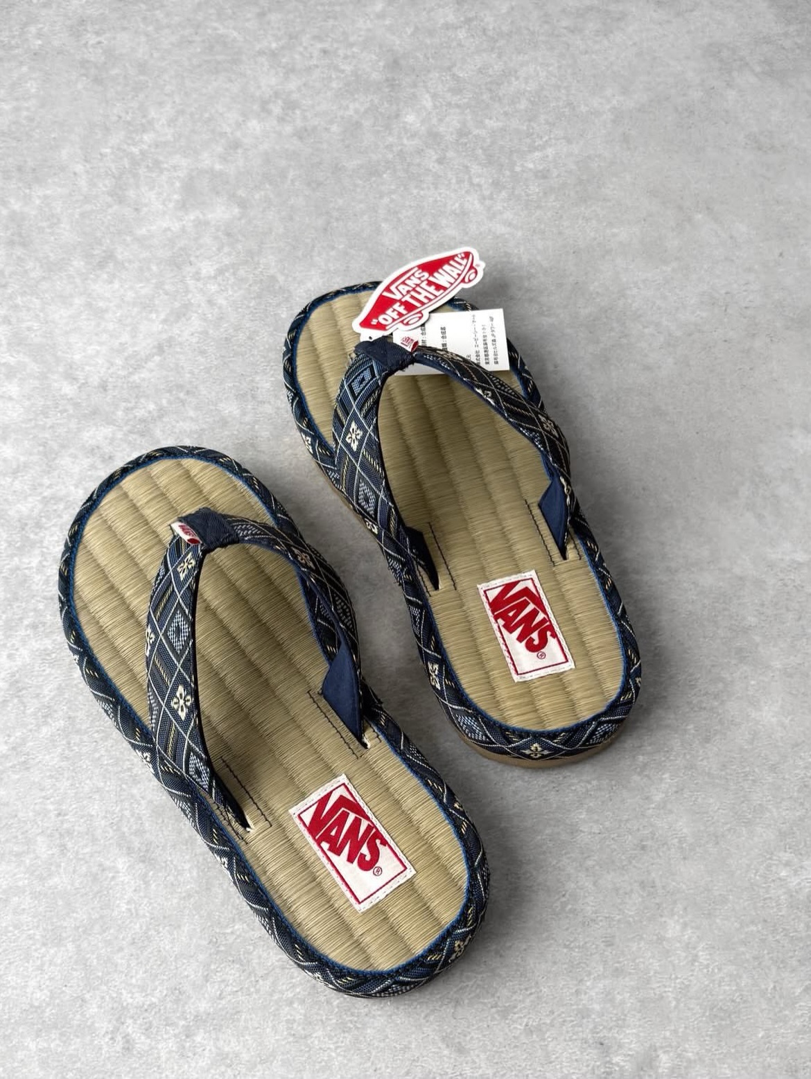 Now Available: Vans Coastal Tatami 🩴🇯🇵 Vans took traditional