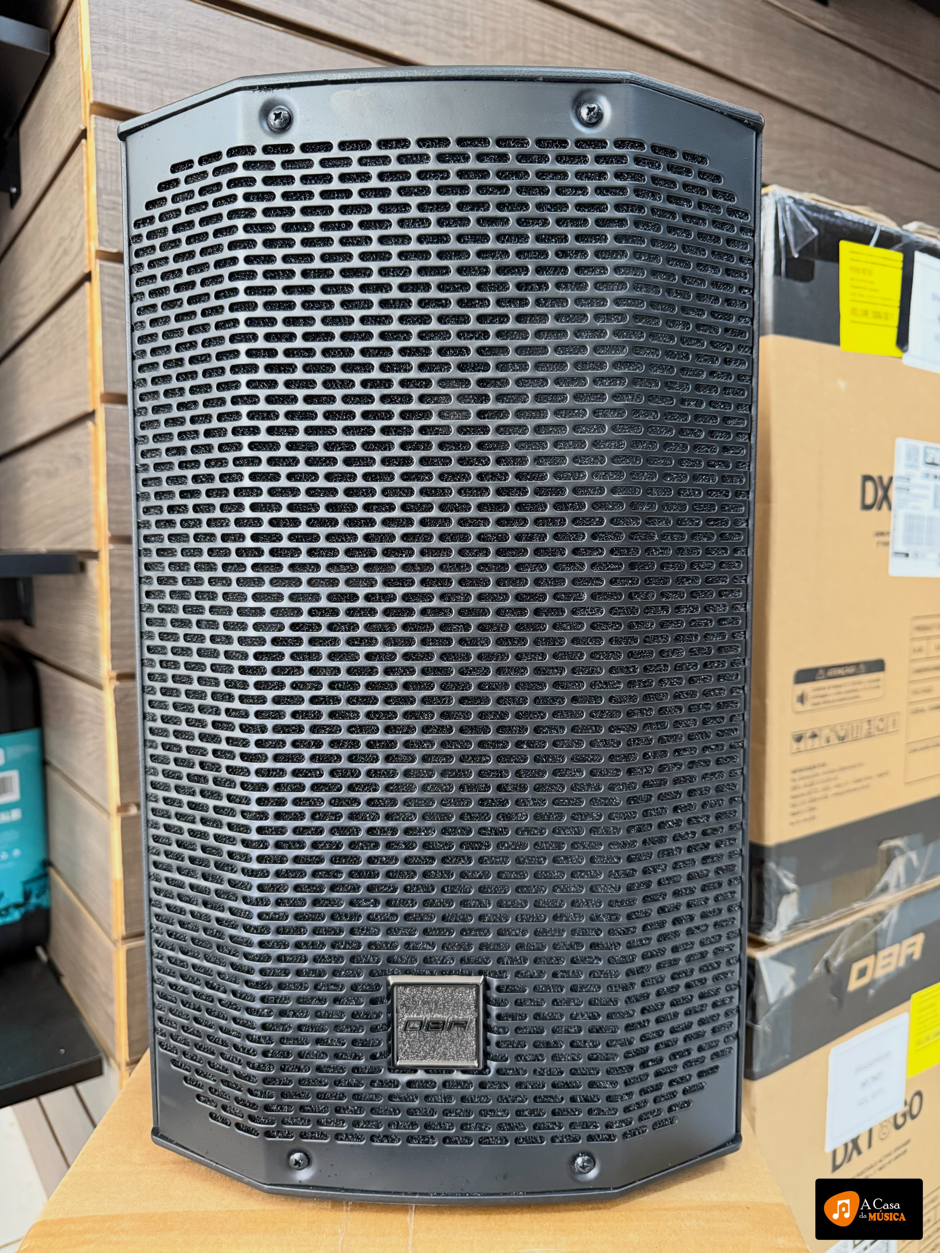 A Casa - Caixas Ativas PZ Pro Áudio!!! YAC-15A 500W RMS - R$1.900