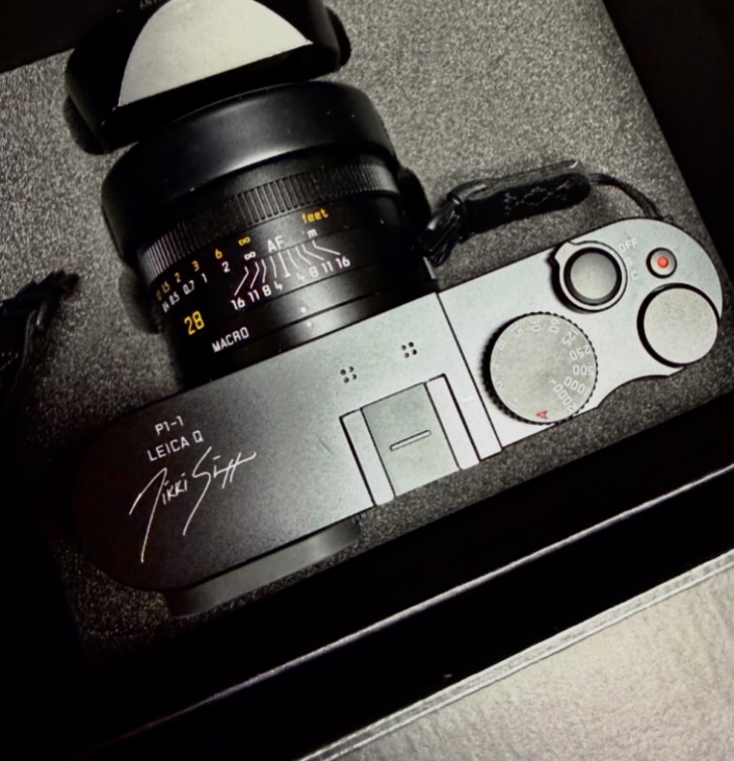 leica_camera only made 28 of these—just 28. That still blows my