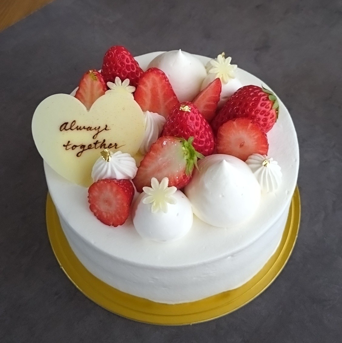 ショートケーキちゃんオーダー品 苺のショートケーキ✨🍓 お姉様へ心を込めて Always together