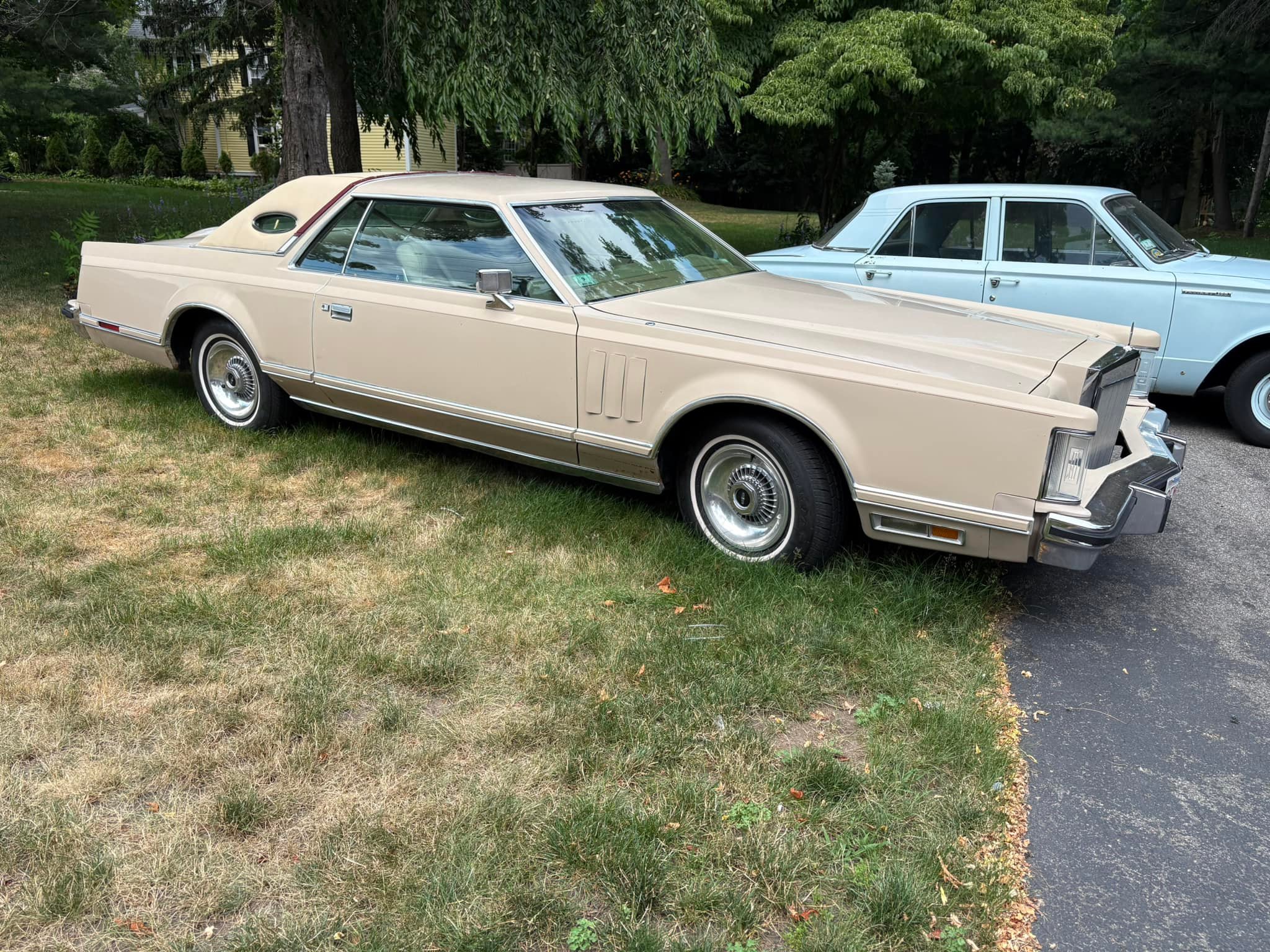 How to identify a Cartier Lincoln Continental Mark V and its worth?