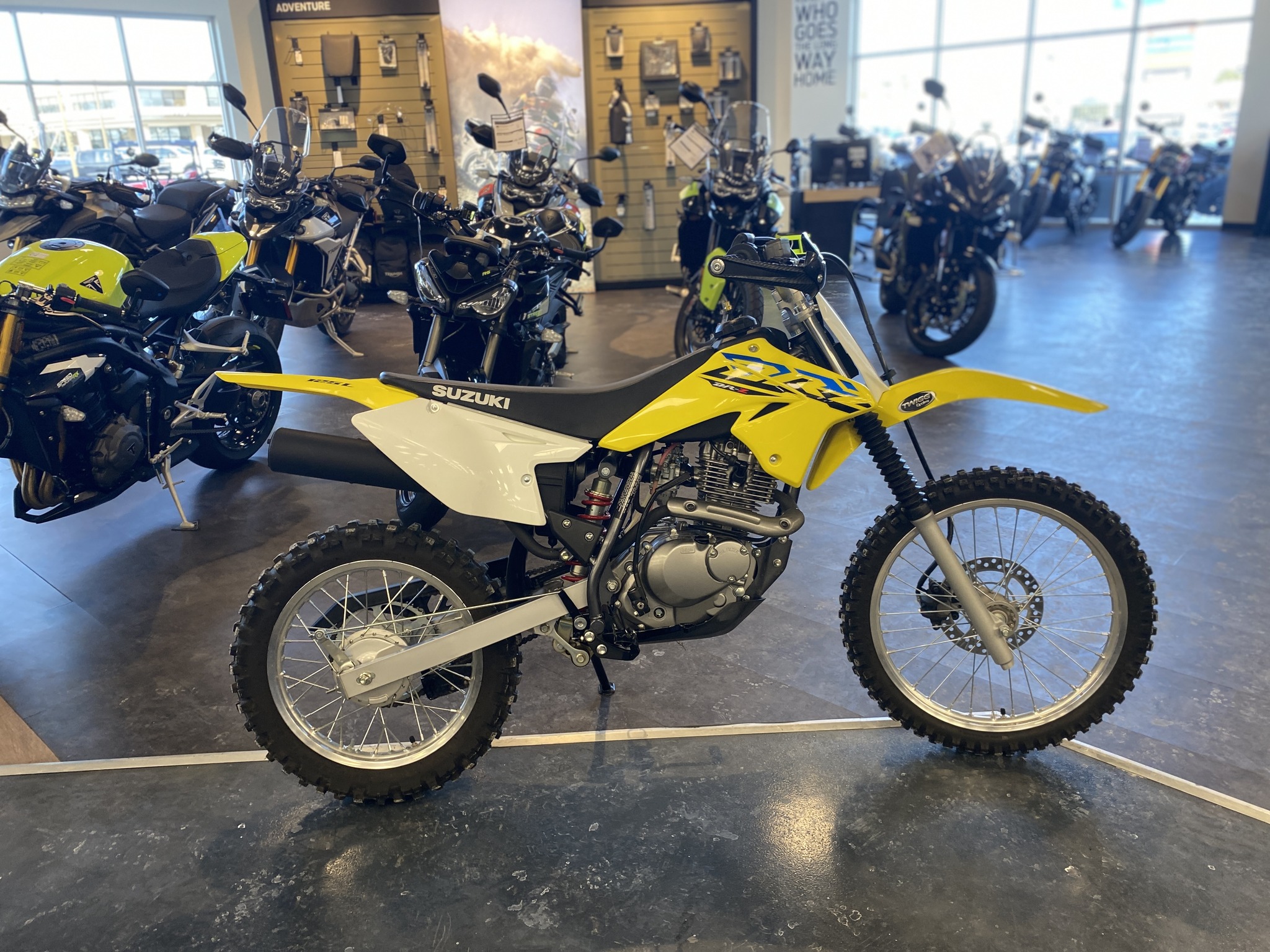 Practically brand new and ready to rip! 🔥 This previously loved