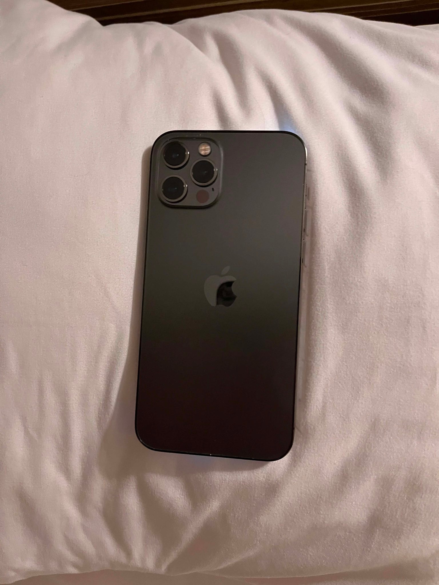 iPhone 12 pro 512GB BT100%新品液晶FaceID不可 | ヤマダウェブコム