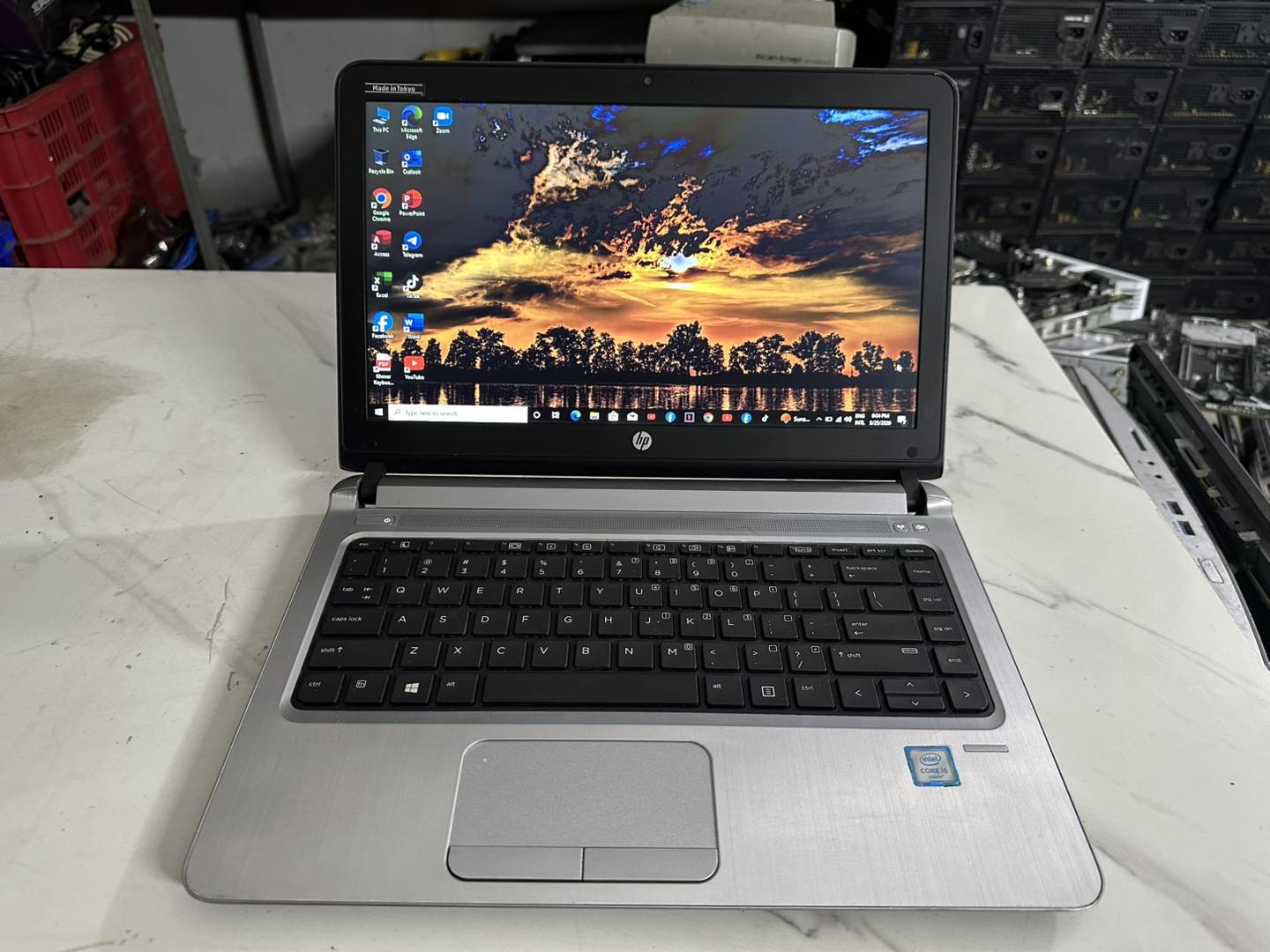 HP Probook 430 G3 ( 65$ ) - CPU i5-6200u - RAM 16G - M.2 256G