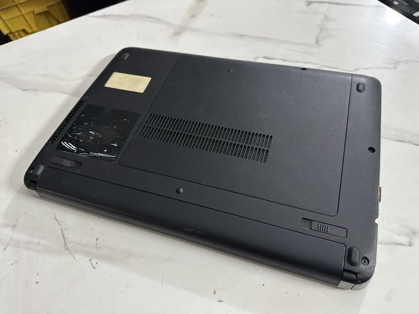 HP Probook 430 G3 ( 65$ ) - CPU i5-6200u - RAM 16G - M.2 256G