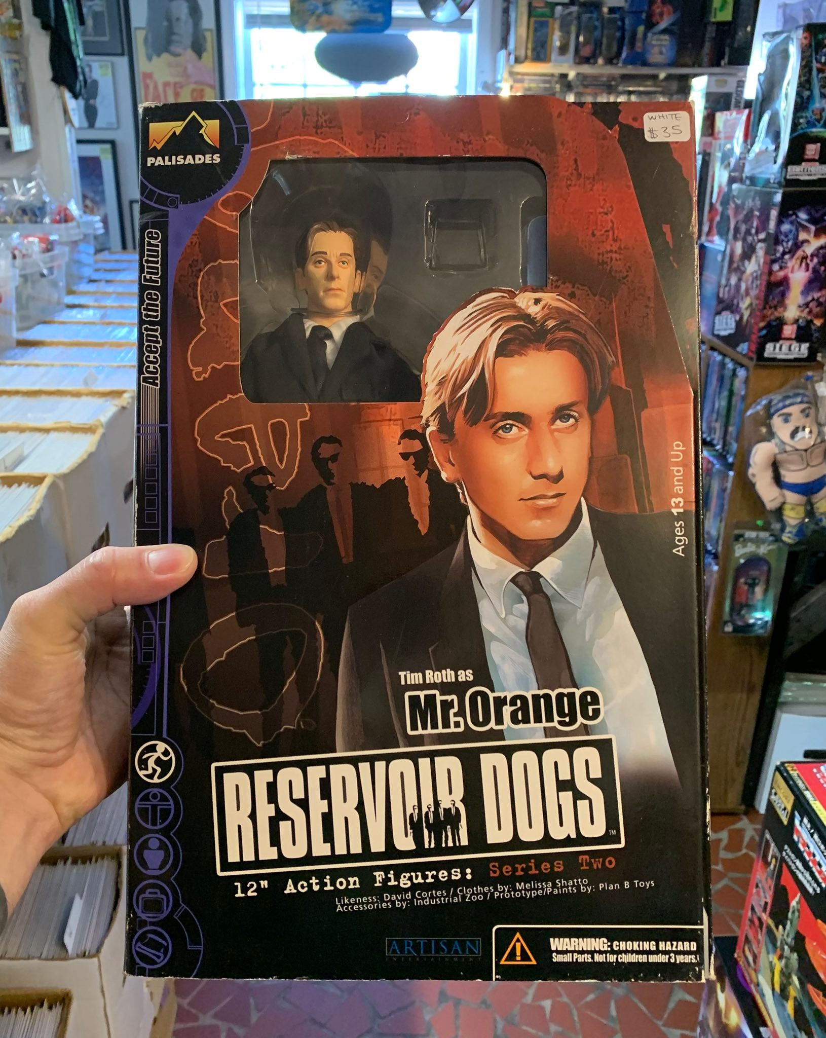 Just in! Reservoir Dogs Mr. White and Mr. Orange 12” action