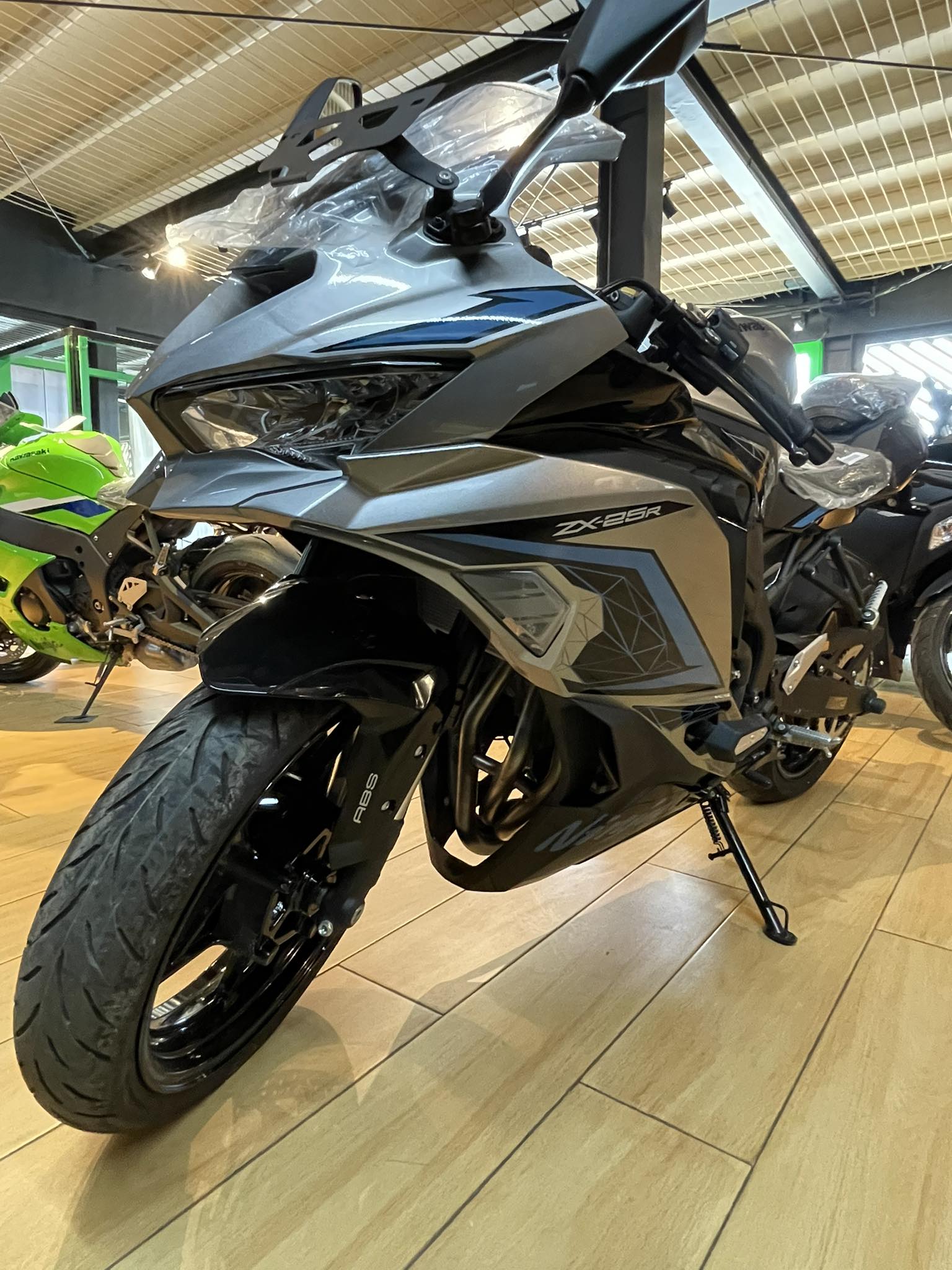 Ptpa LESS ₱85,000‼️ LESS ₱85,000‼️ LESS ₱85,000‼️ 🔥ZX-25R