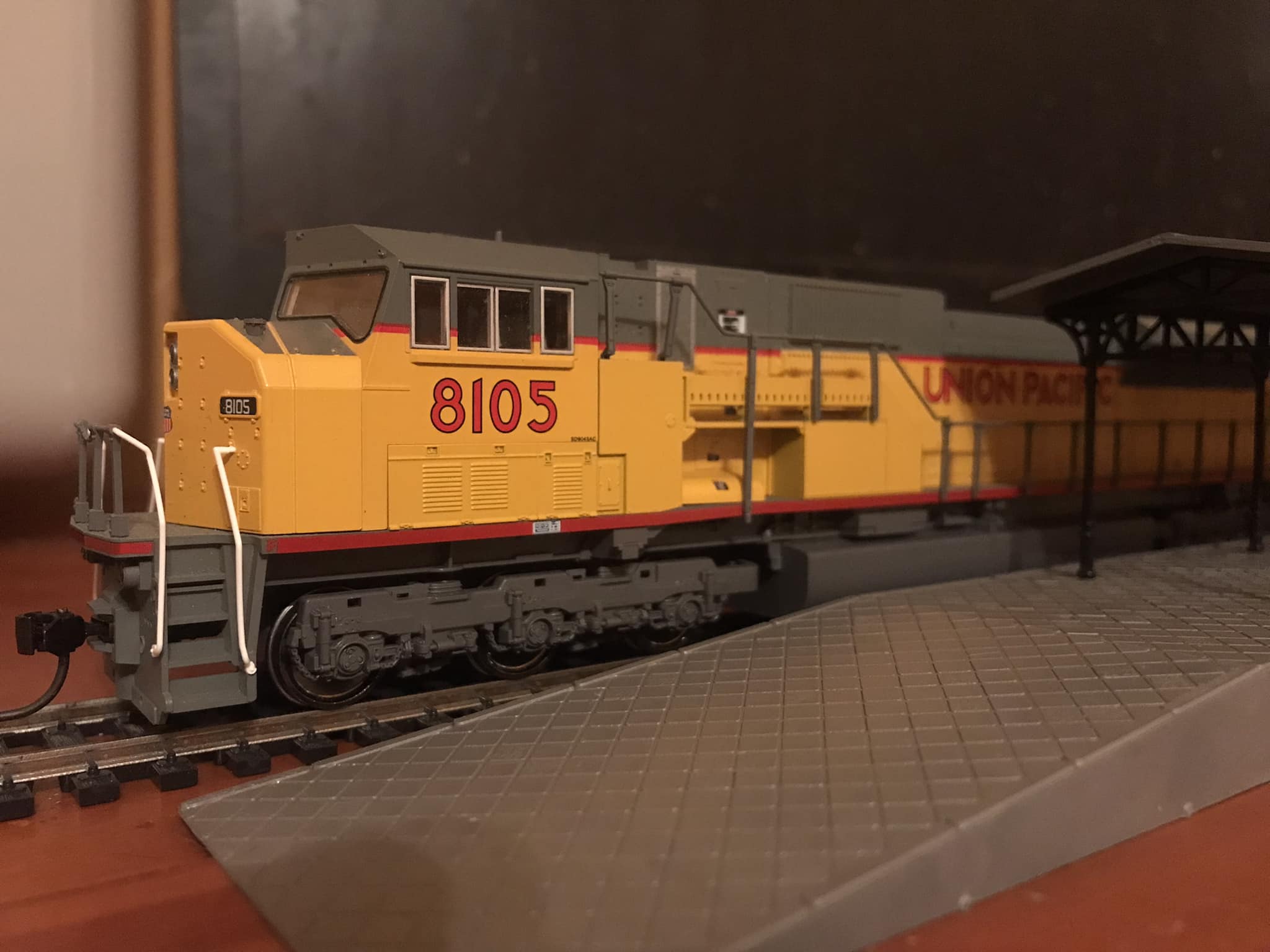 Kato CP SD90/43MAC N scale locomotive review