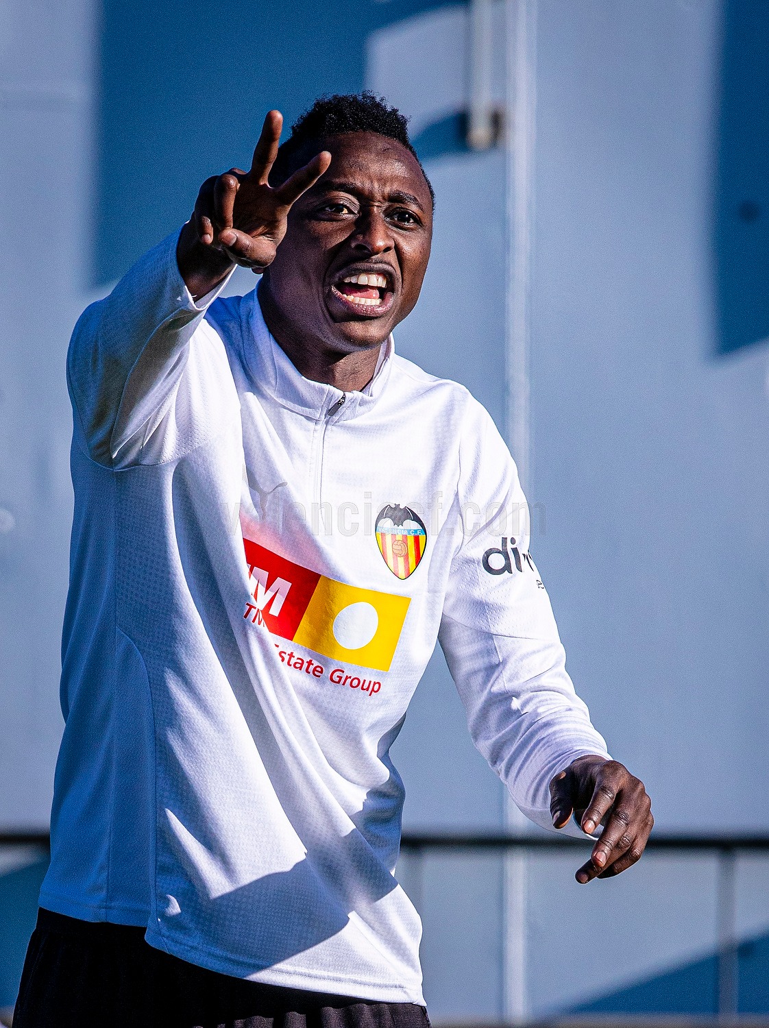 Valencia C.F - 🆕 Sadiq Umar completes his first training... | Facebook