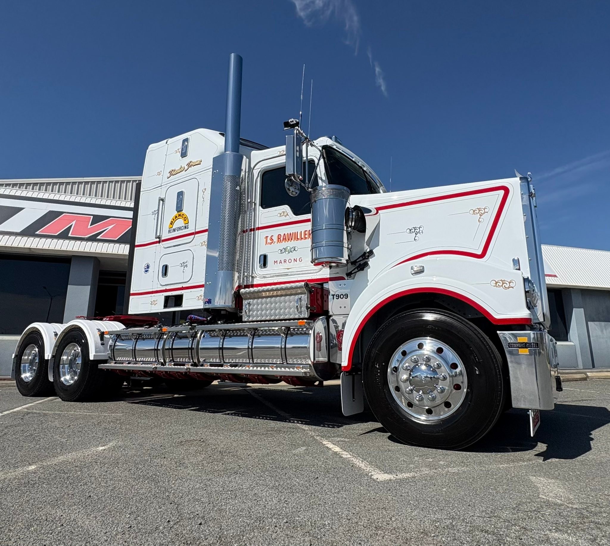 Graham Thomson Motors added a new... - Graham Thomson Motors