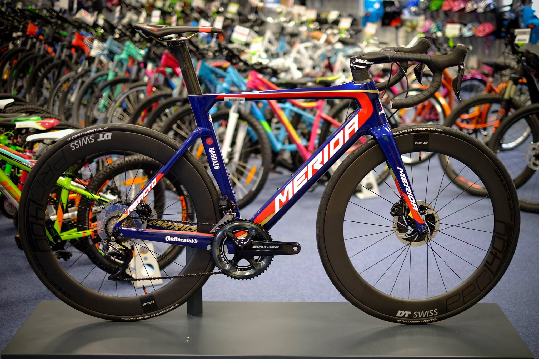 Merida REACTO DISC TEAM-E Bahrain-Merida Team Rám: Reacto Disc CF4 