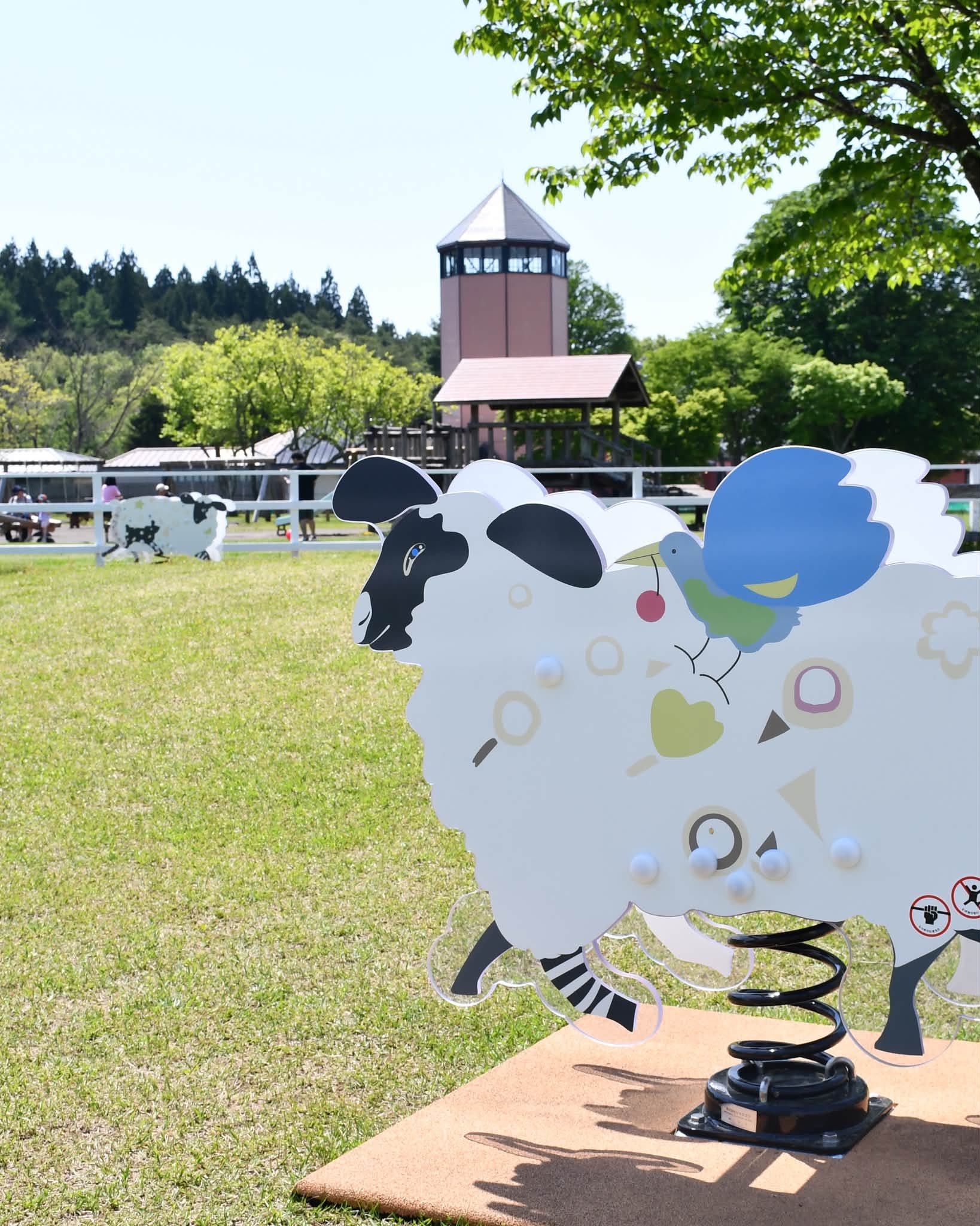 小岩井農場 - 売店からのお知らせです♪ 「ミルキー羊 1,100円 」と