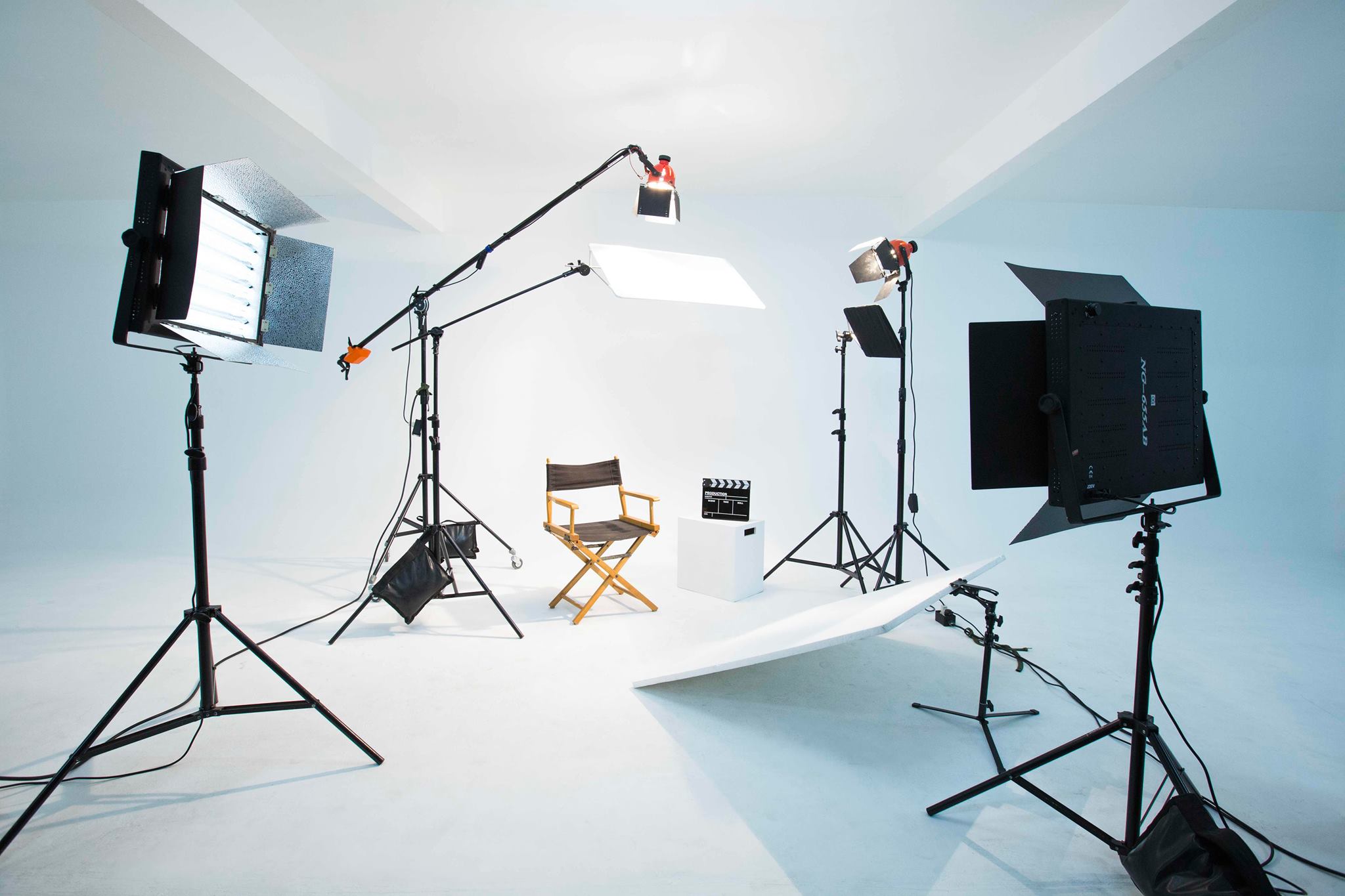 For your Professional Workspace... - Full Frame Studio