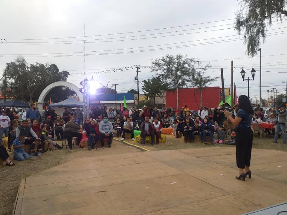 🥰 #yopormicentro #lilirincon... - Vocalista Lili Rincón | Facebook
