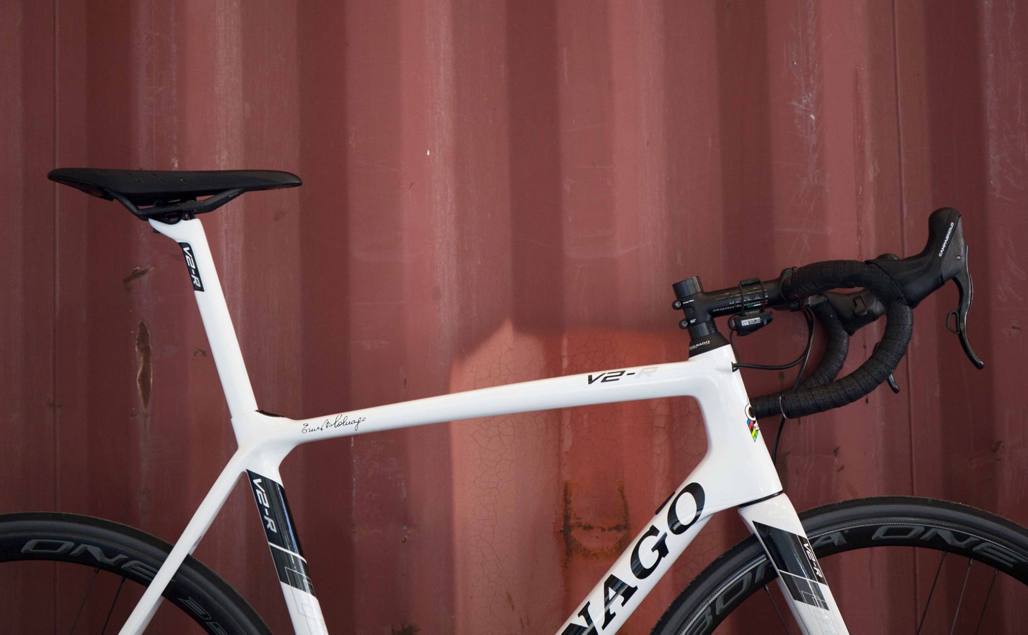 Ciclicorsa.com - The new Colnago V2-R Disc is the... | Facebook