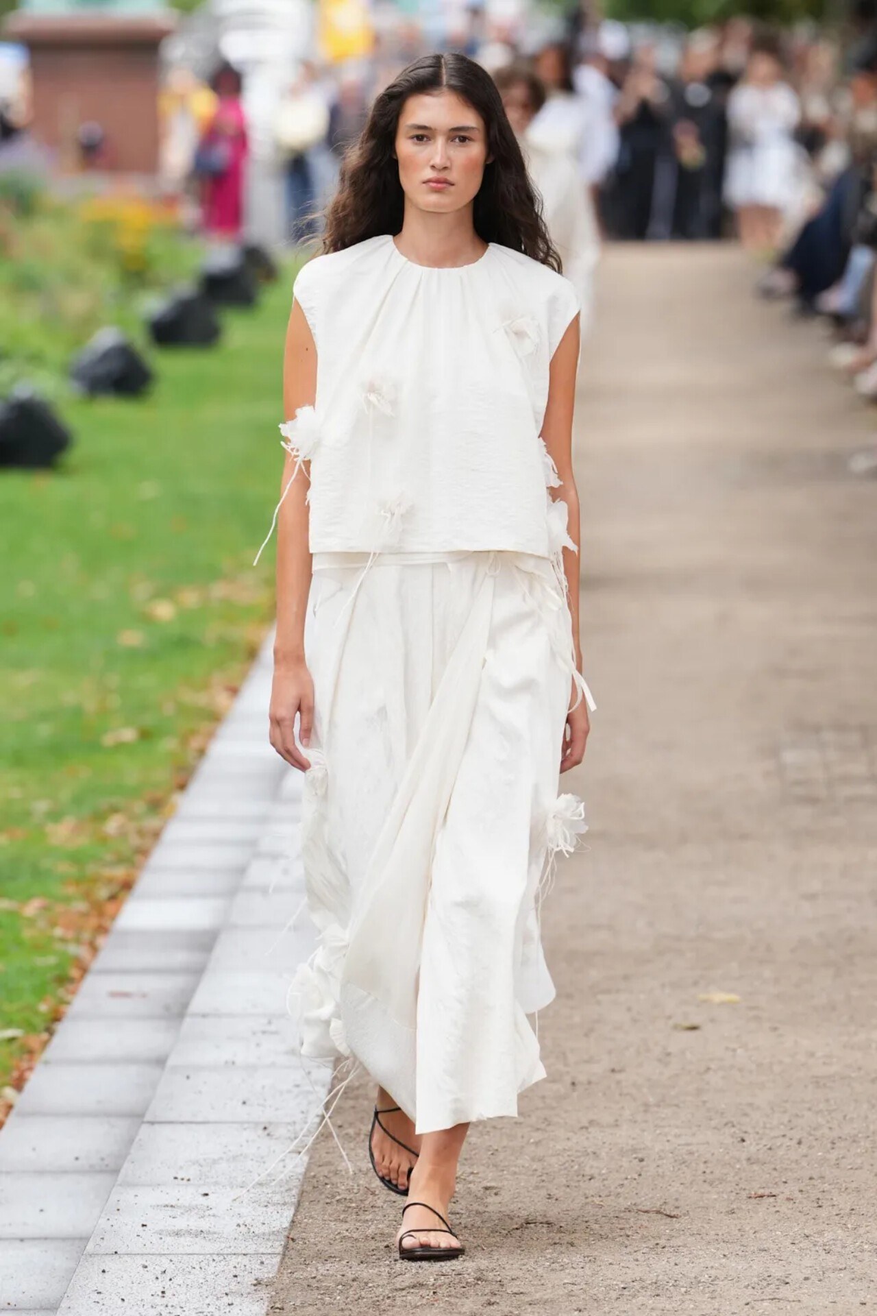 Mark Kenly Domino Tan (MKDT Studio) Spring Summer 2027 collection