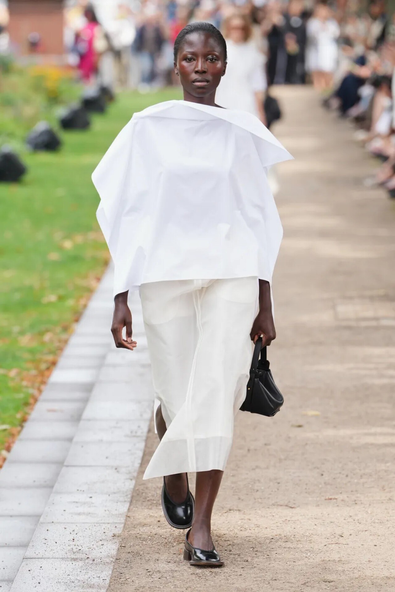 Mark Kenly Domino Tan (MKDT Studio) Spring Summer 2027 collection