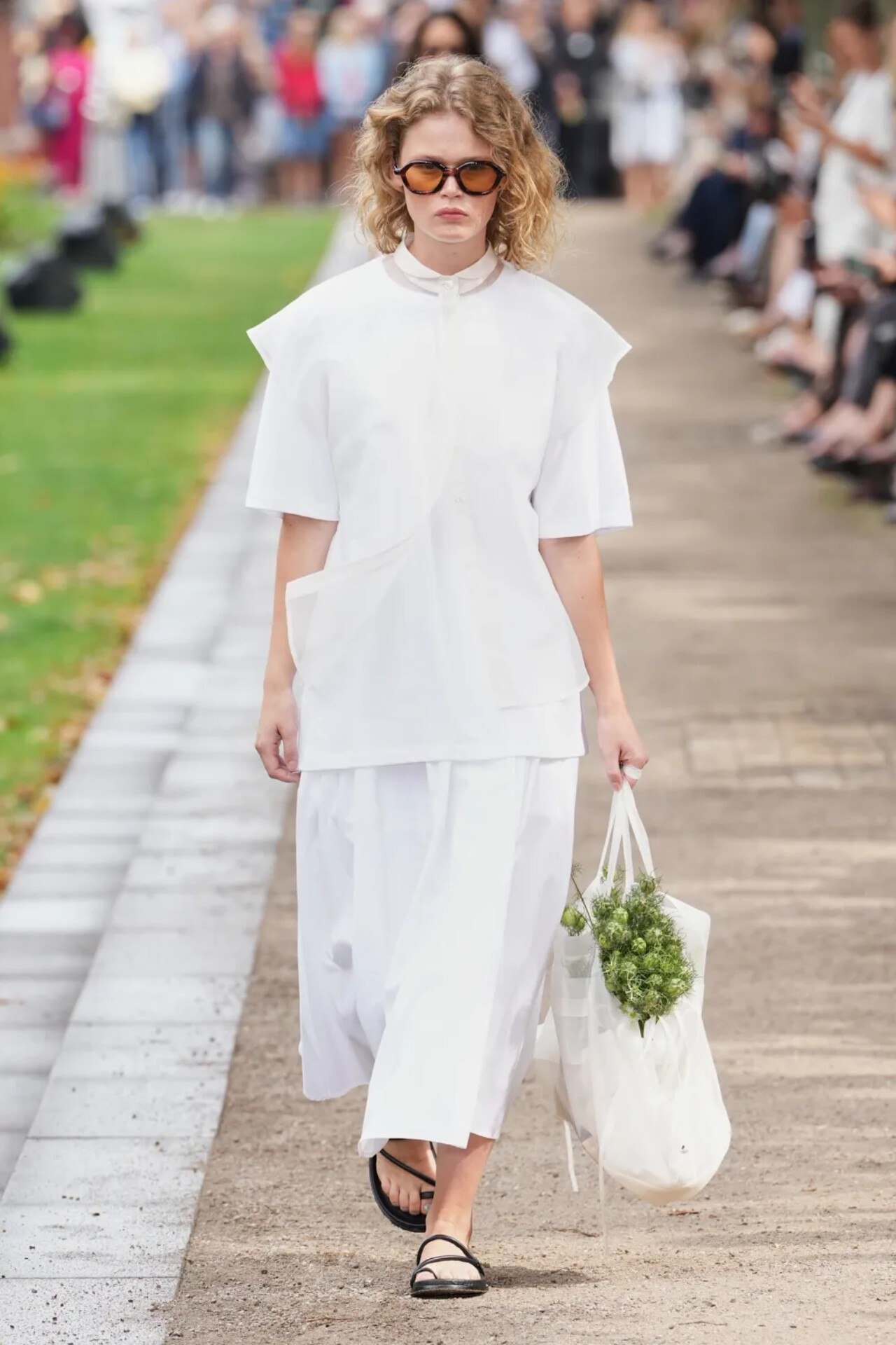 Mark Kenly Domino Tan (MKDT Studio) Spring Summer 2027 collection