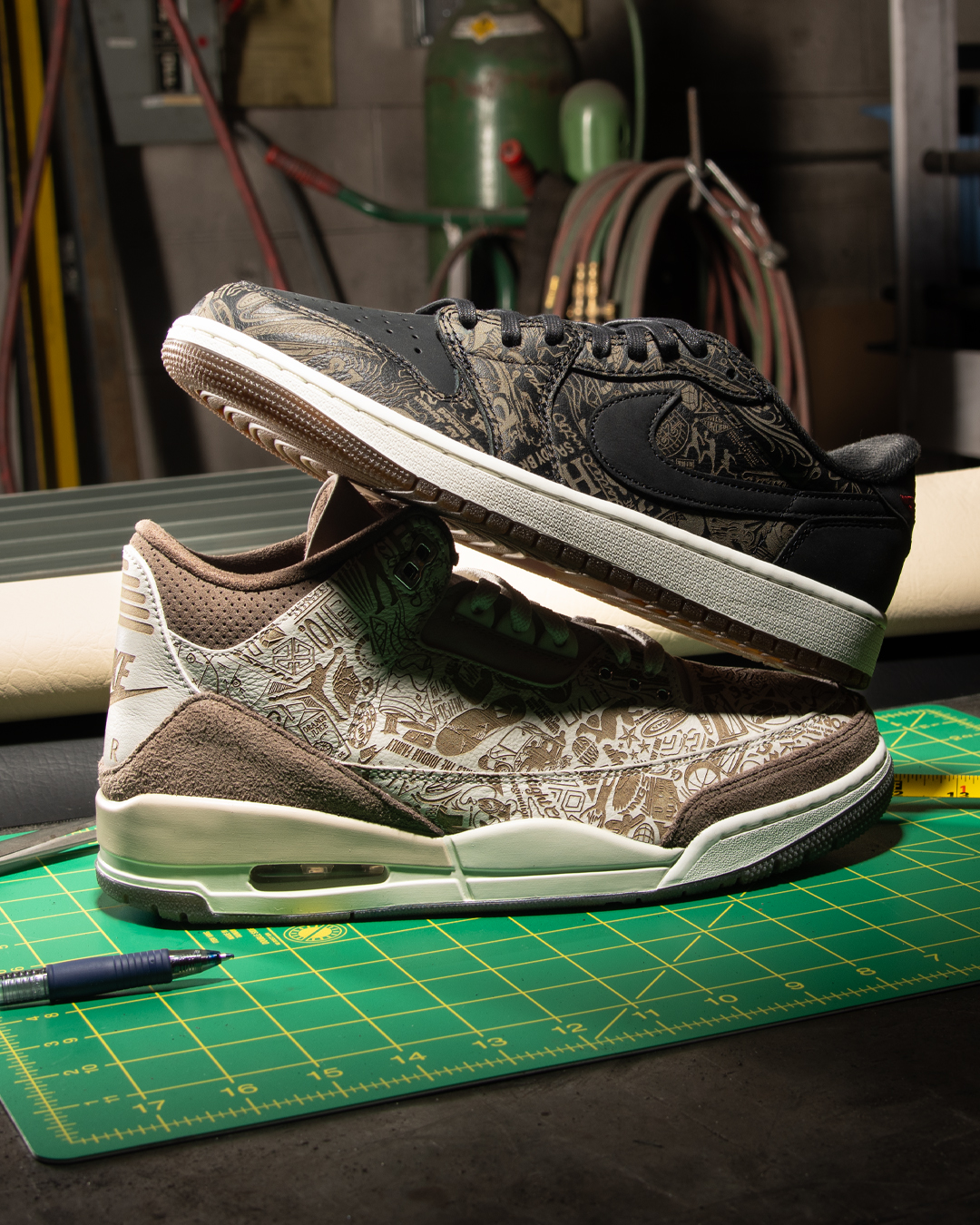 マイケル・ジョーダン 切手記念日 Inspired by the rare 2003 1-of-1 laser-etched pair made for