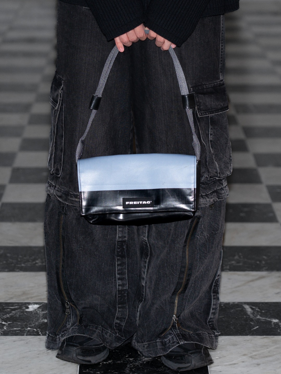 Freitag - Whether you like it colorful, monochrome or plain – F40