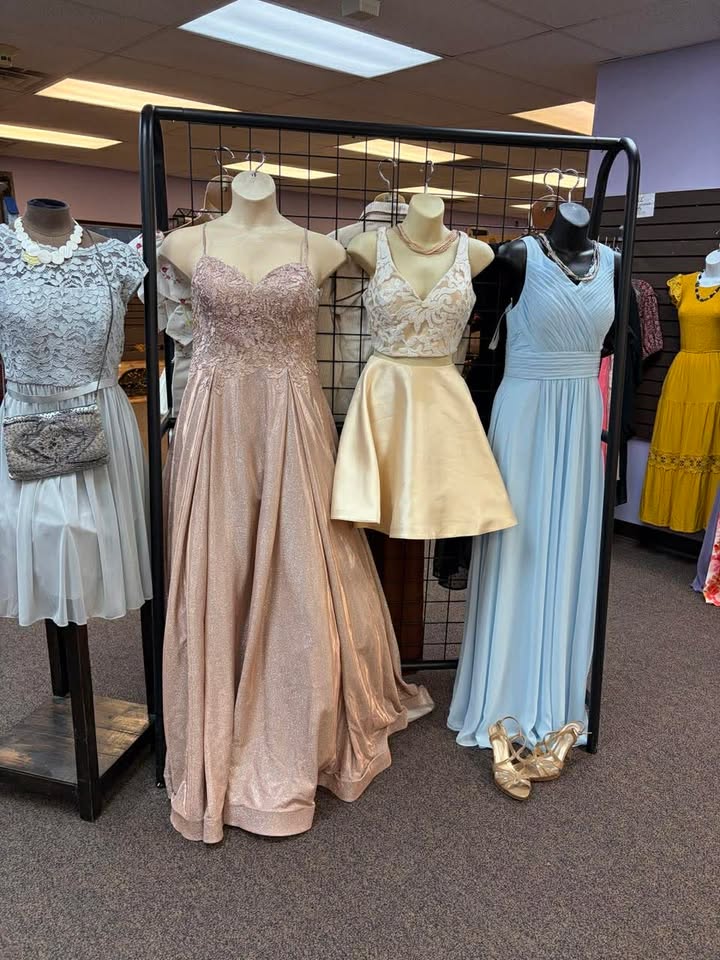 thrift stores with formal dresses Lots of beautiful dresses. Come out for a great day of thrifting! If you see something you want to buy,🥰 call the store at 712-722-4488 and you can pay for the item thrift store wedding dress