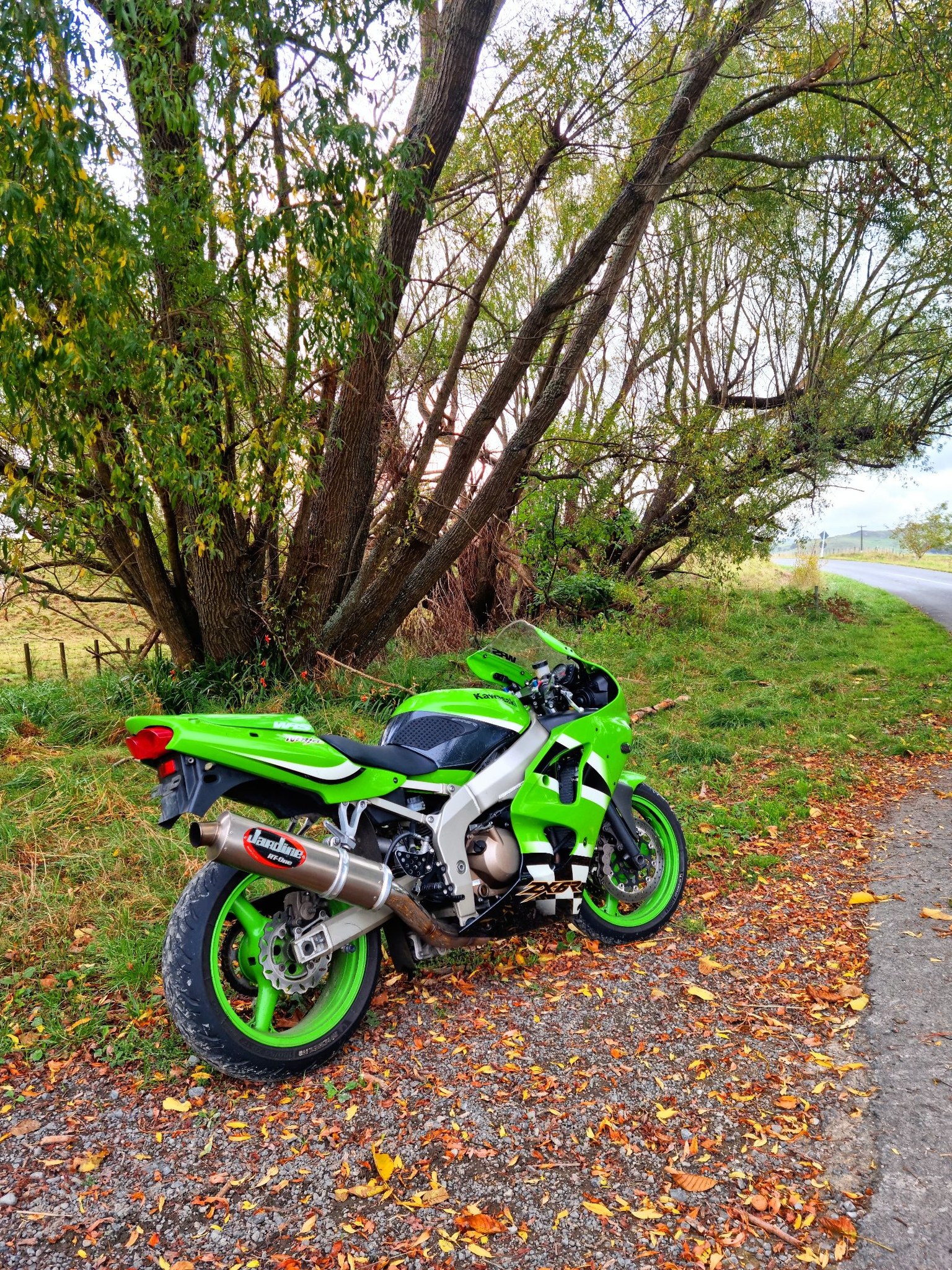 Kawasaki ninja 600 kub 2002 t. Idealakan vijak 055020717