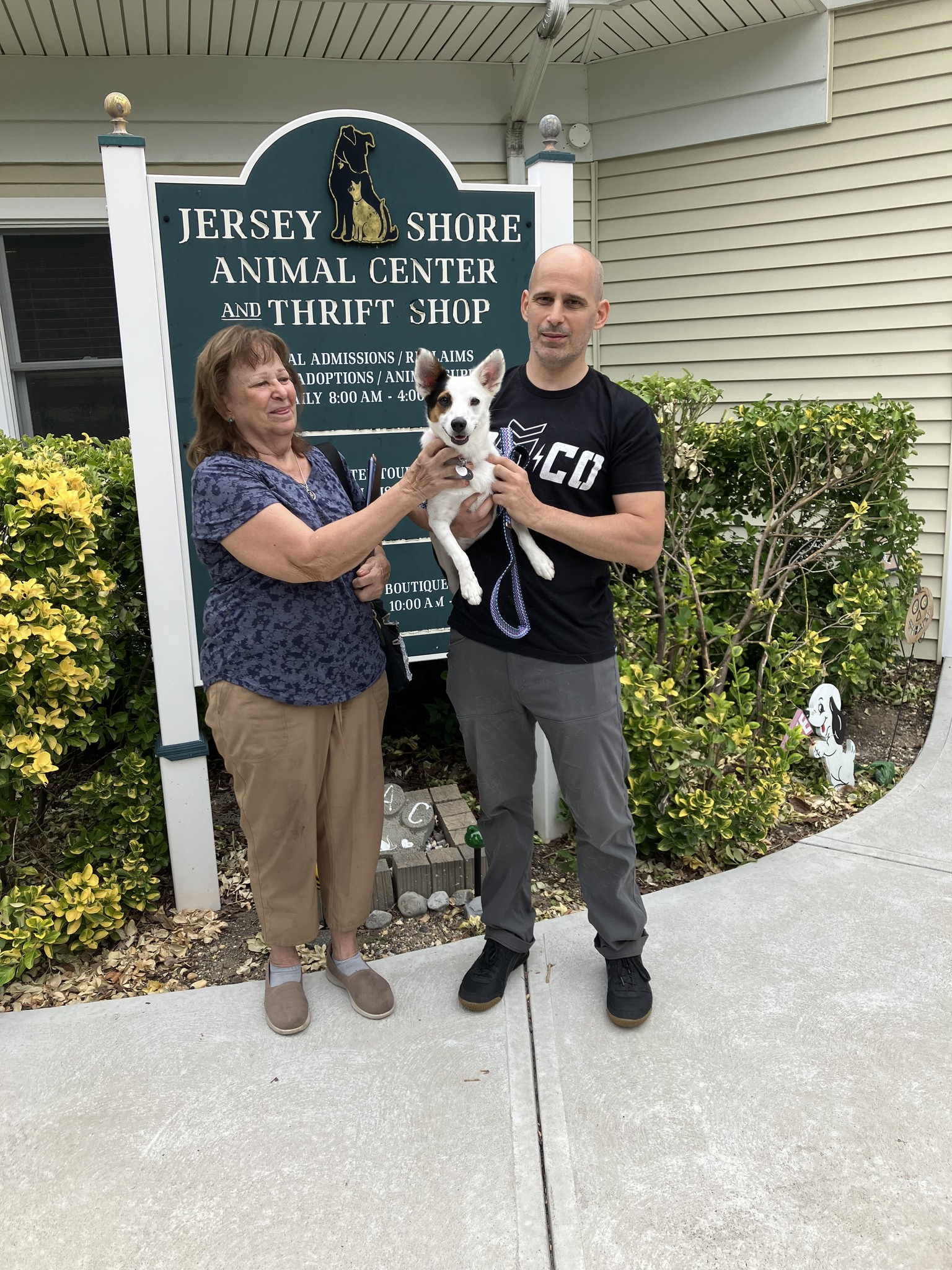 Zoeyゾーイ●犬服●ハンドメイド 胴51 NO.694 Jersey Shore Animal Center celebrates Zoey's adoption