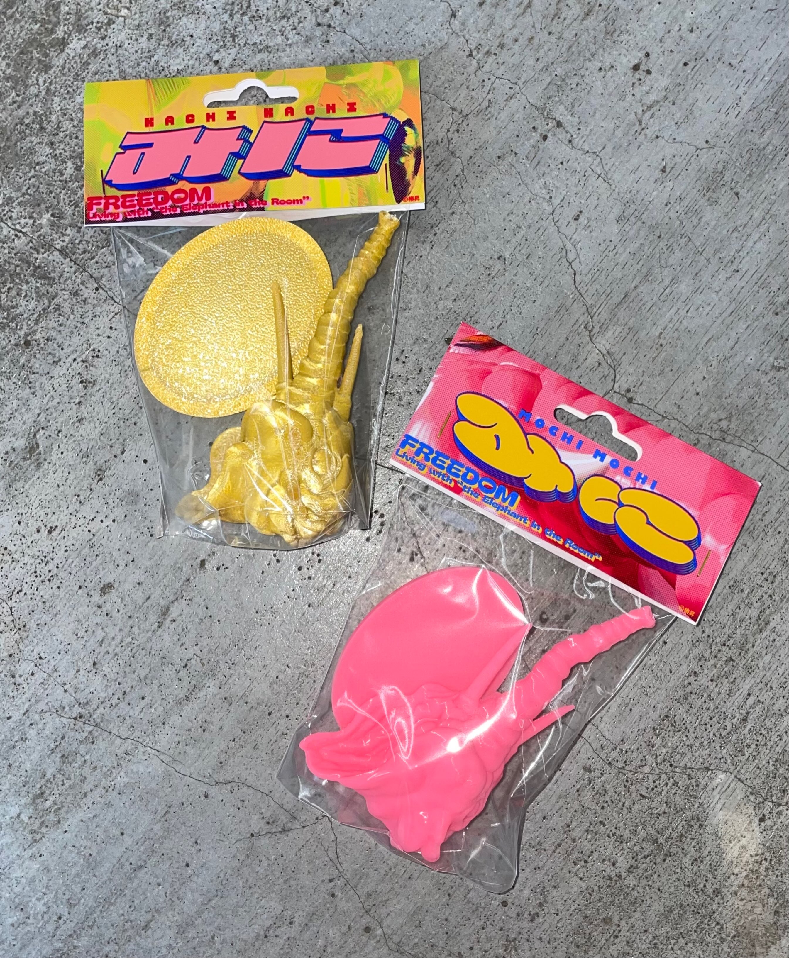 草間彌生 がま口ポーチ たまにはちょっと贅沢して 自分のご褒美に