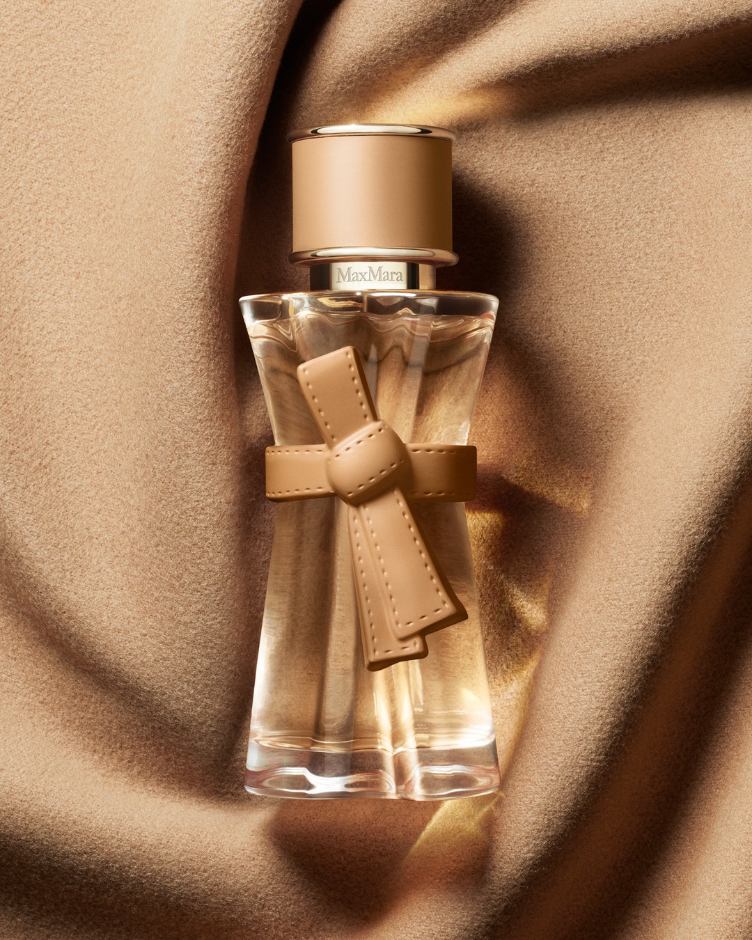 Unveil Max Mara Le Parfum — the new enveloping fragrance, an