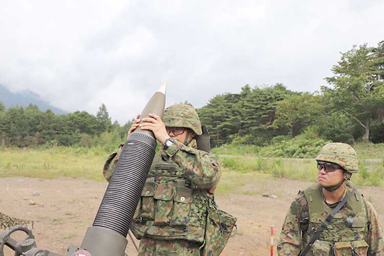 令和8年5月20日（水）、東北方面総監は幹部候補陸曹に対し訓話を行い