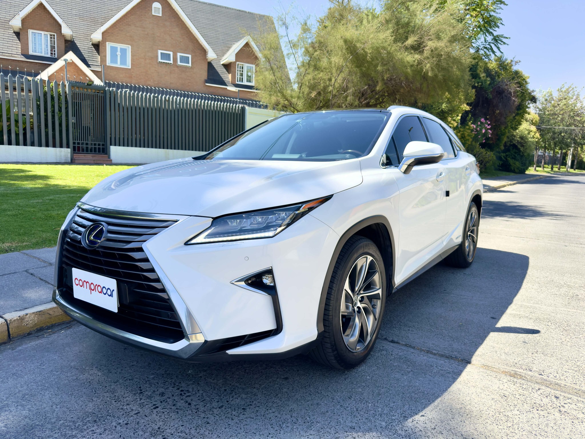 Compracar - 📌 LEXUS RX450 3.5 AT 4X4 2019 🚙 ¡LUJO,... | Facebook