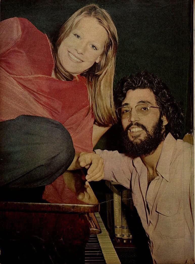 Ivan Lins , 81 anos !!! Foto : Ivan e Lucinha Lins em 1974 ! Ivan