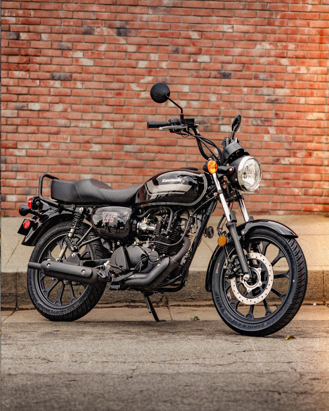 Kawasaki - The motorcycle that started a revolution: the 1984