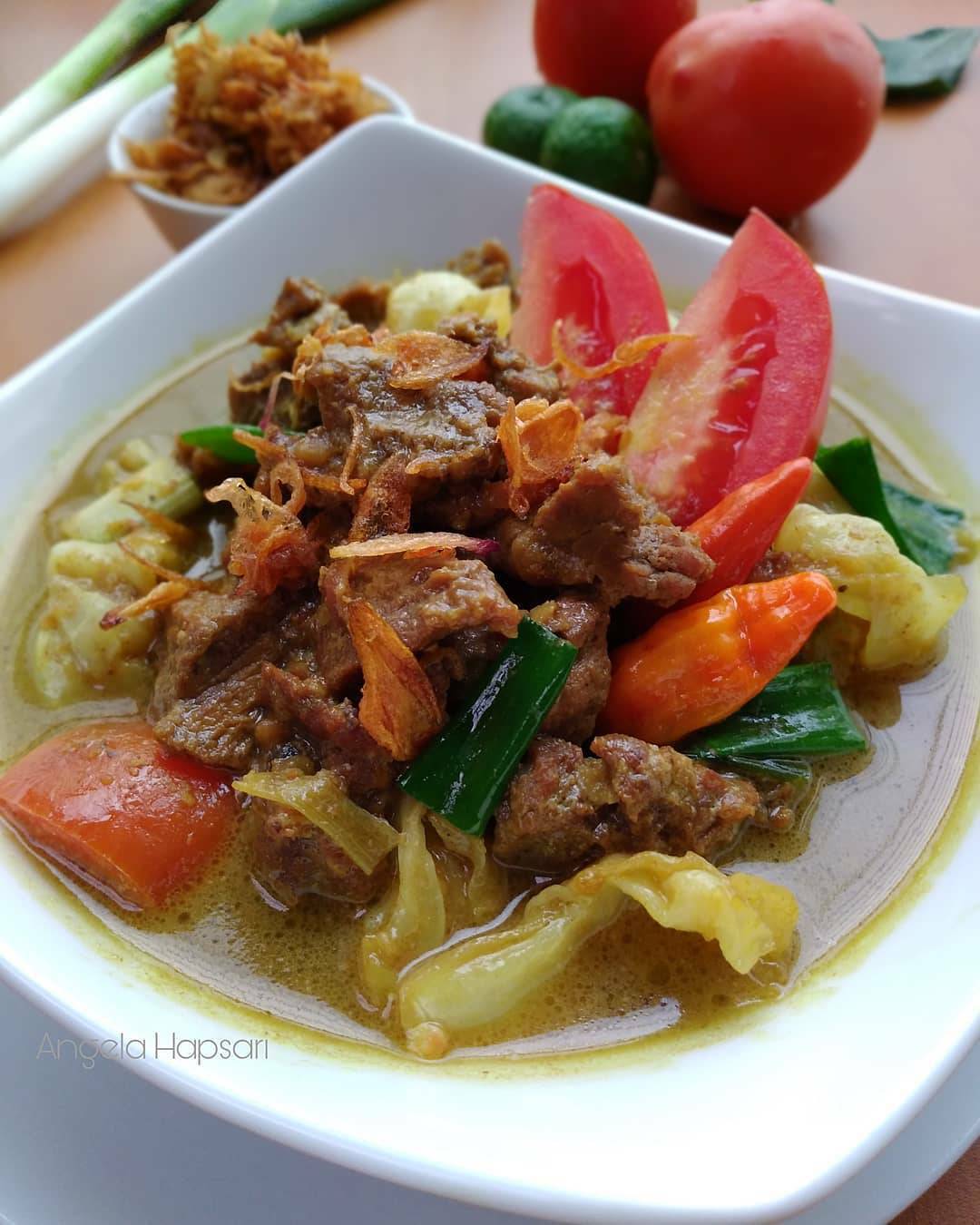 Resep - TONGSENG DAGING SAPI By: @angela_hapsari Bahan: 500 gr daging ...
