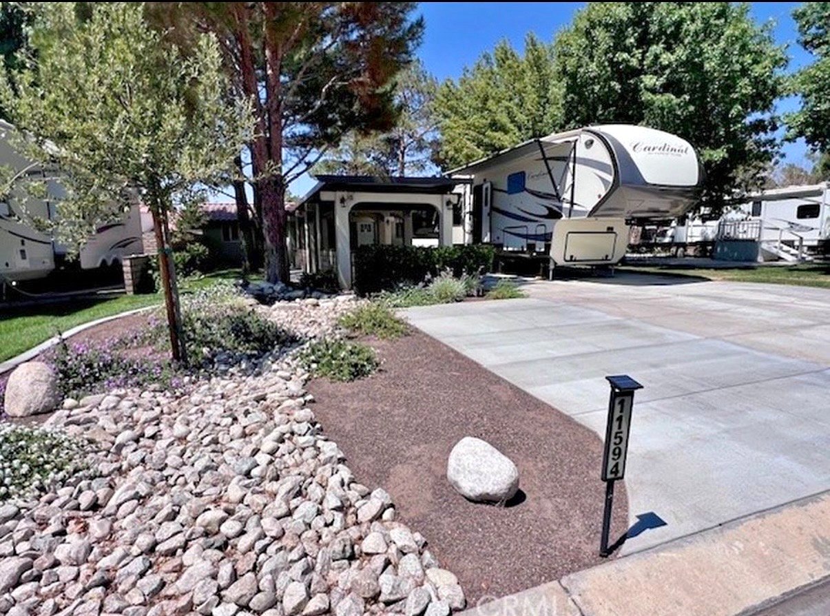 1 Bed 1 Bath House - Property Rentals - Apple Valley, California ...