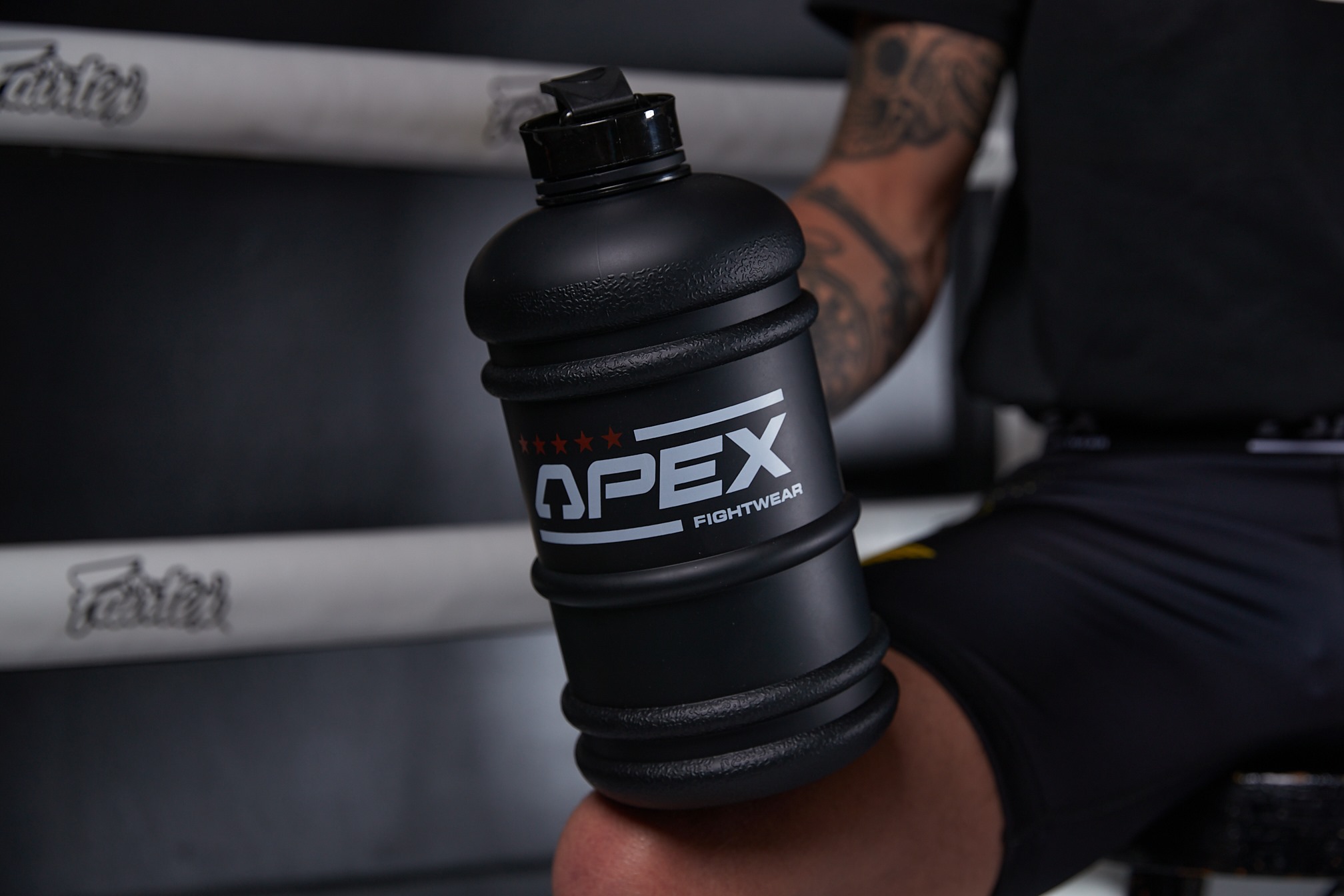 Apex Fightwear Stay Hydrated Through Even The Toughest Of Sessions With The Limited Edition Apex Fightwear 2 2l Water Bottle Apexfightwear Com Collections Accessories Products Water Bottle Facebook