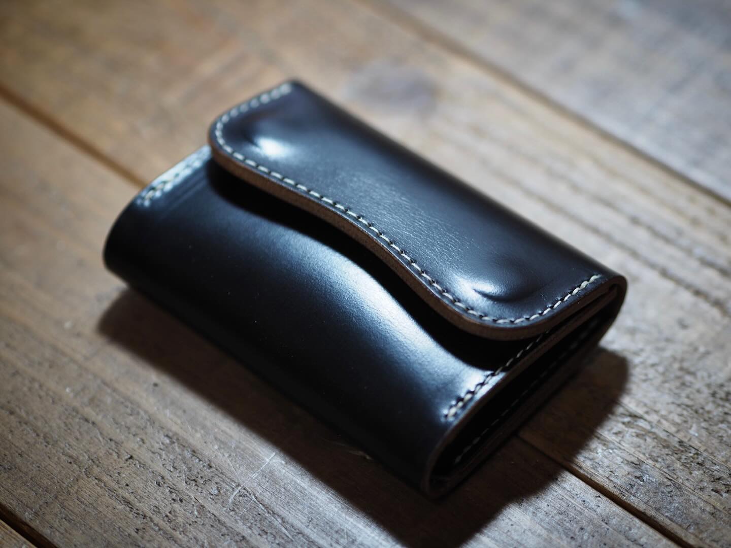 Shin (@shinleather) • Facebook