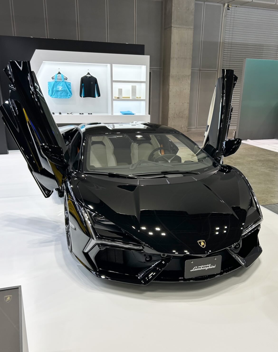 ★ショールーム装飾仕様★ 1600x2400 L05 ランボルギーニフラッグ 車 ☆ショールーム装飾仕様☆ 1600x2400 L05 ランボルギーニフラッグ