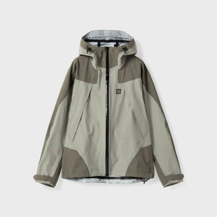 66North - Heidmork Coat is a classic women's coat made in water