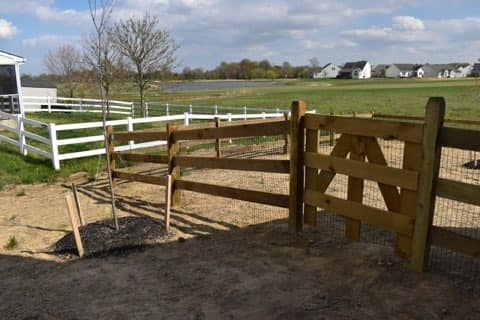 Another happy client in... - Leading Edge Fence & Gates | Facebook